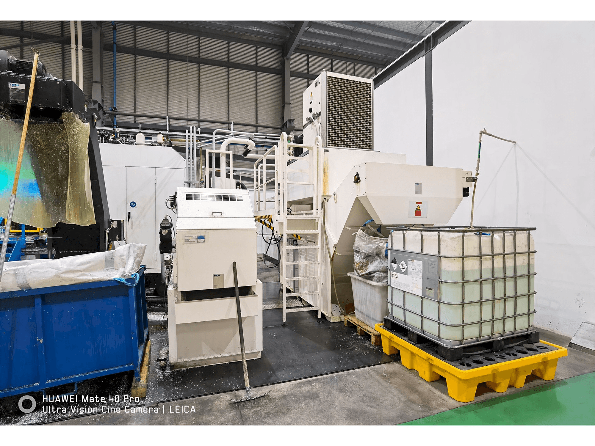 A GNUTTI G359 gép elölnézete