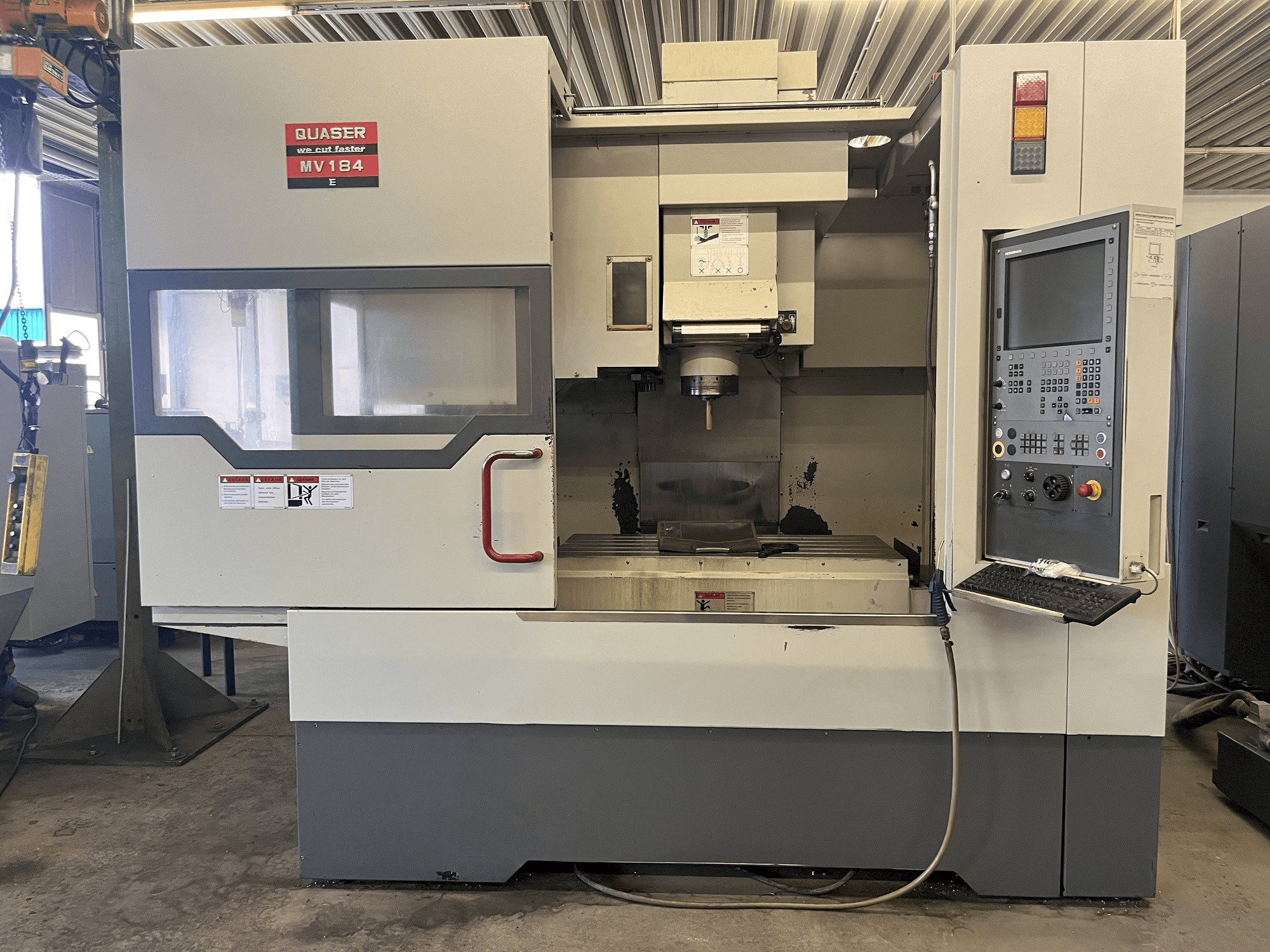A Quaser MV 184E gép elölnézete