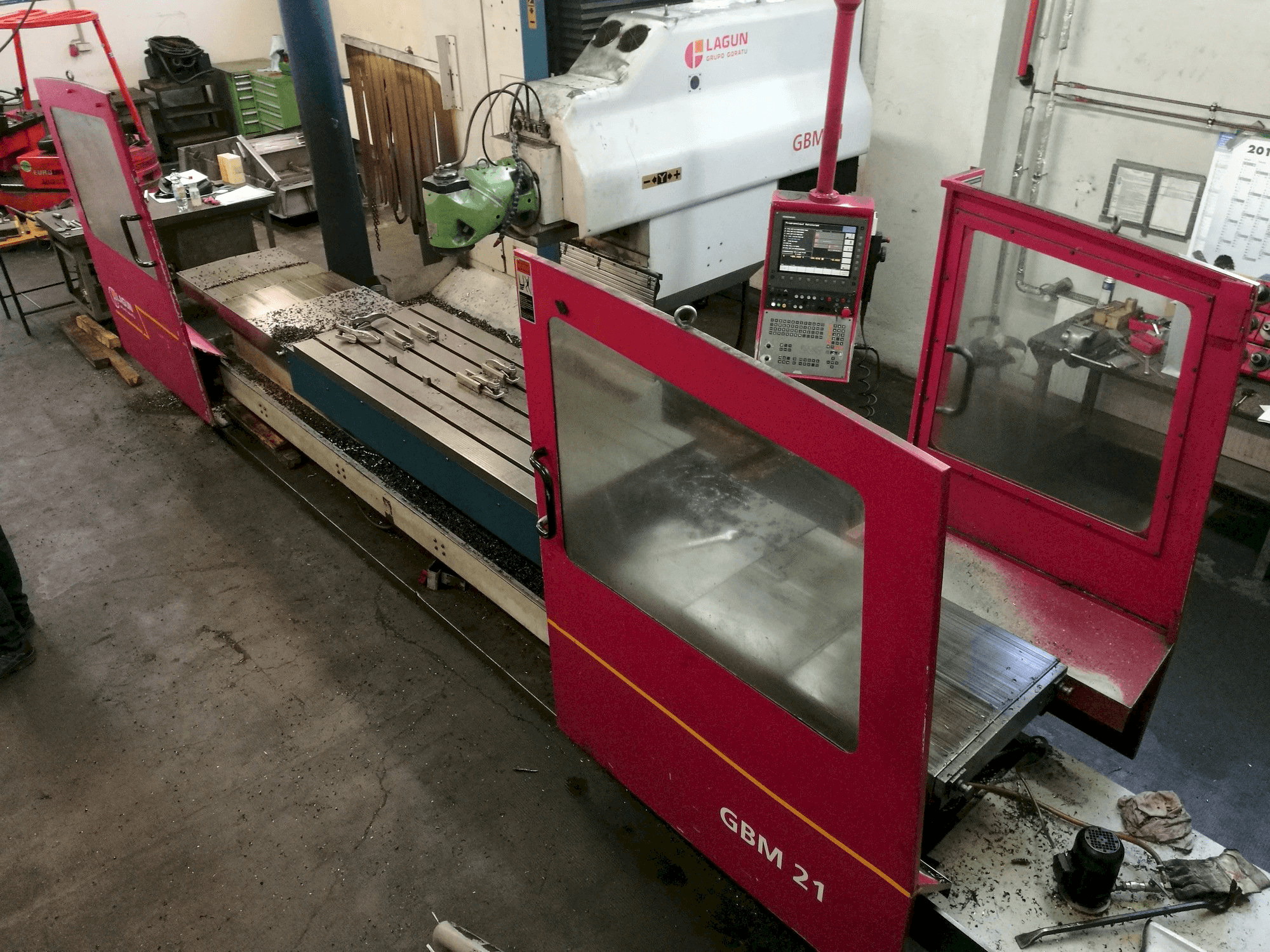 A LAGUN GBM 21 gép elölnézete