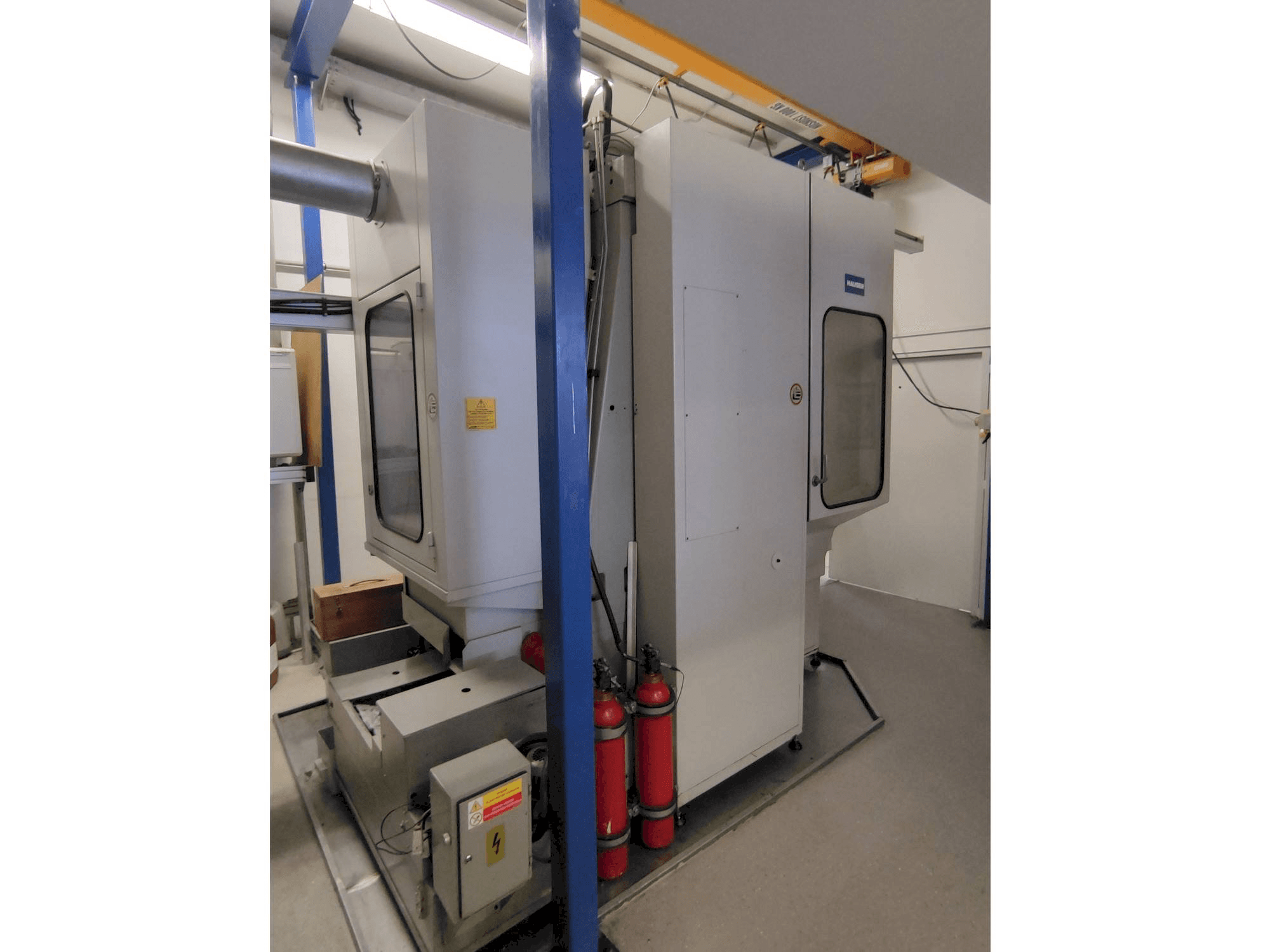 A HAUSER S40 gép elölnézete