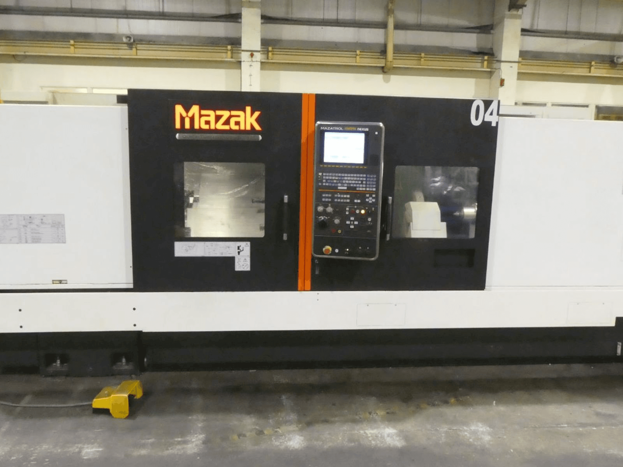 A Mazak QUICK TURN NEXUS 450-II M gép elölnézete