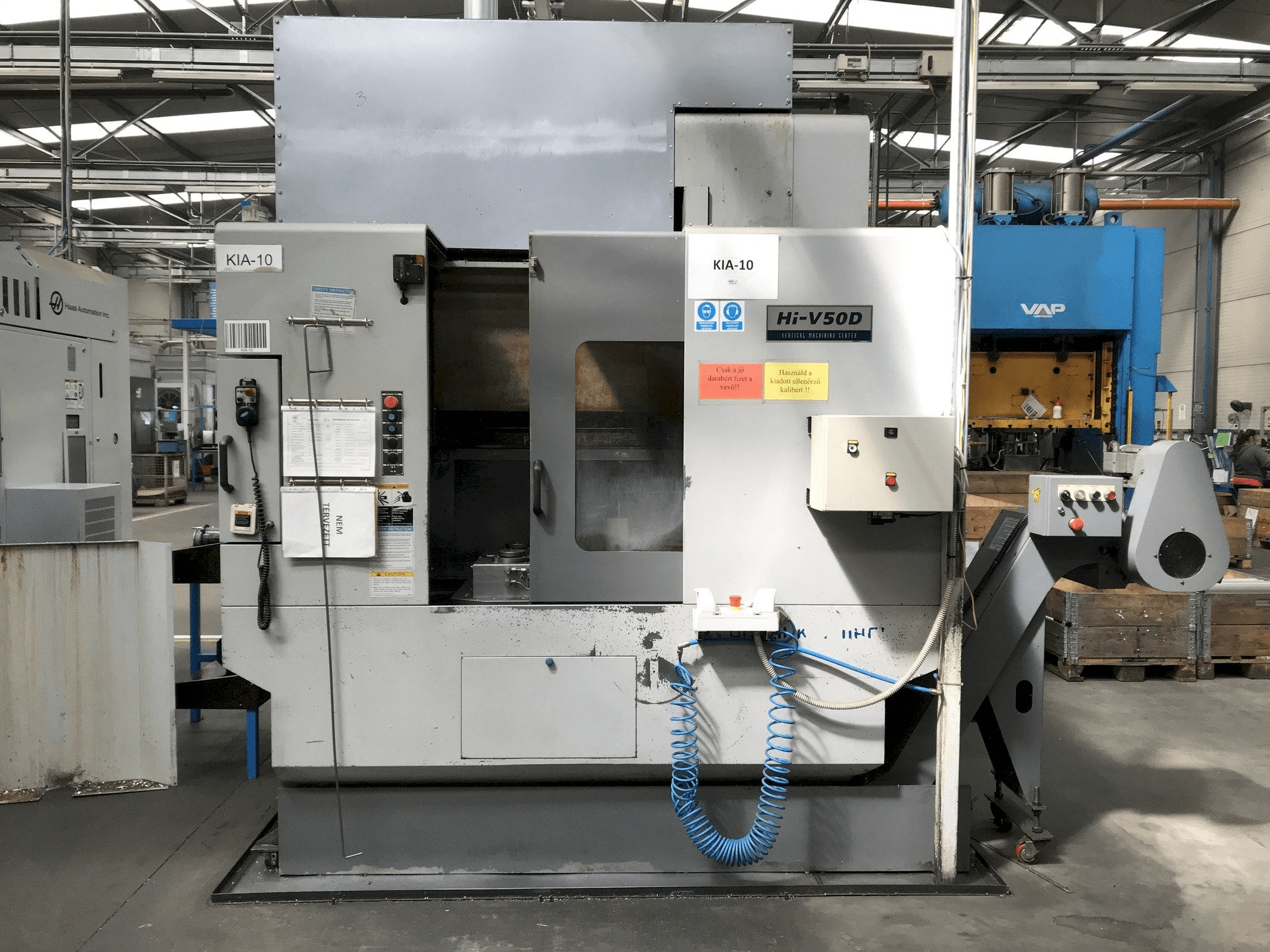 A Hyundai Kia Hi V50D gép elölnézete