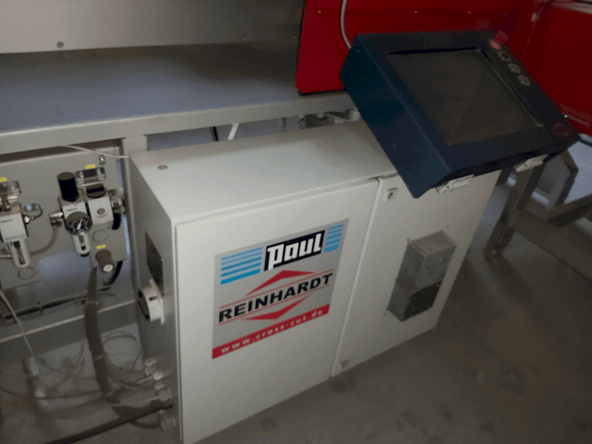 A Paul Reinhardt SlimLine SL170 S60 gép elölnézete