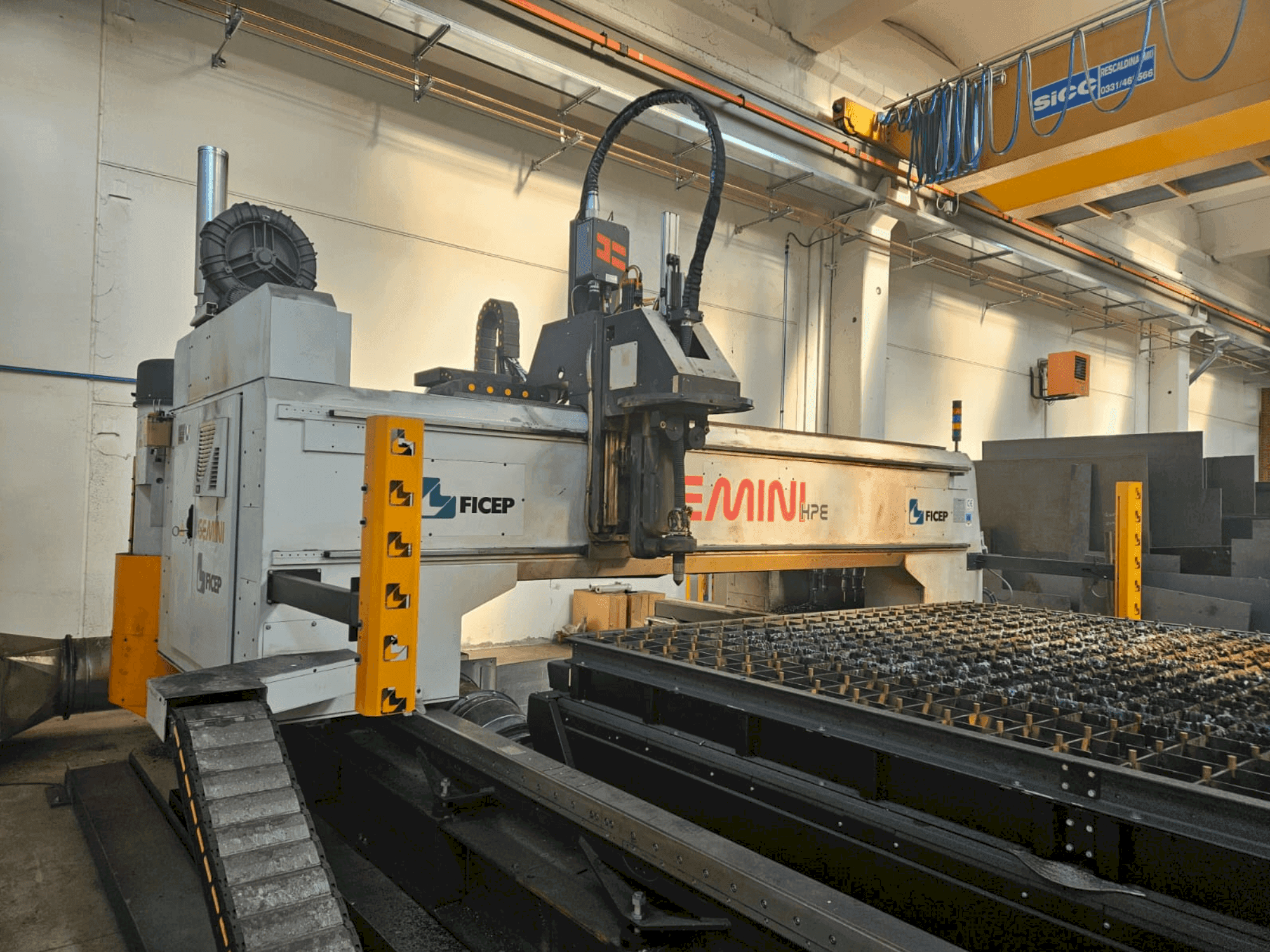 A FICEP GEMINI G32 HPE gép elölnézete