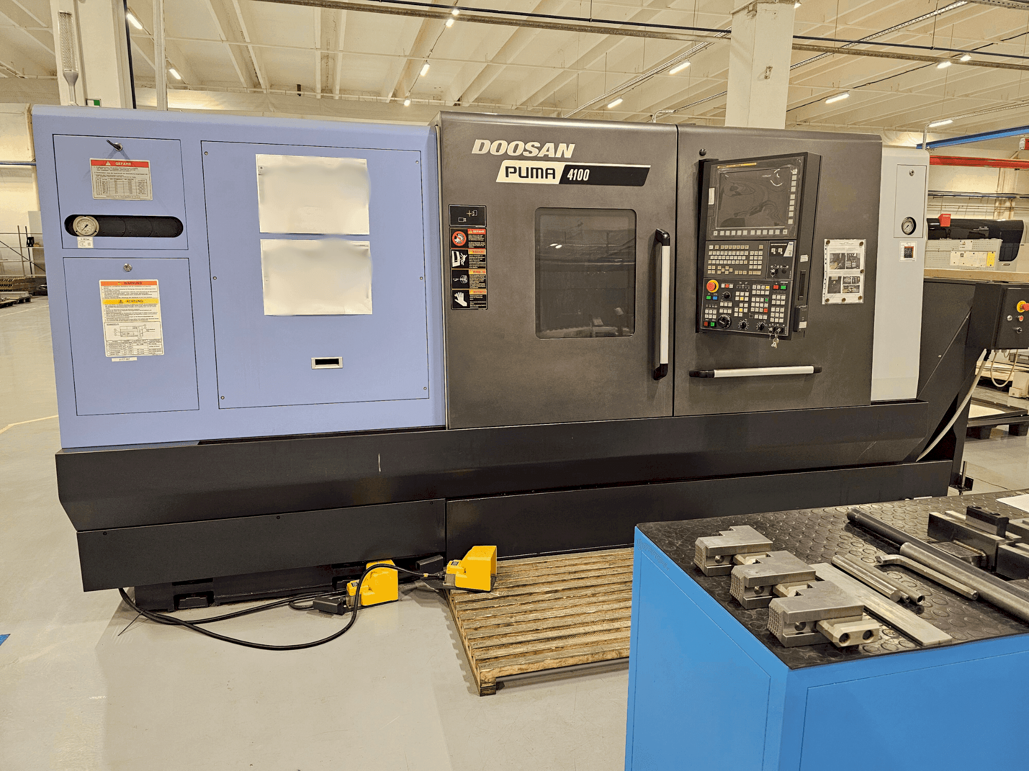 A DOOSAN PUMA 4100B (2018) gép elölnézete
