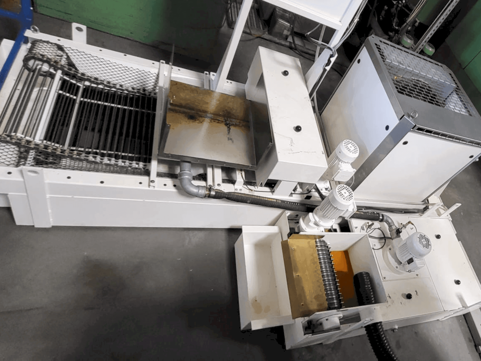 A VOUMARD VM 110 CNC T gép elölnézete