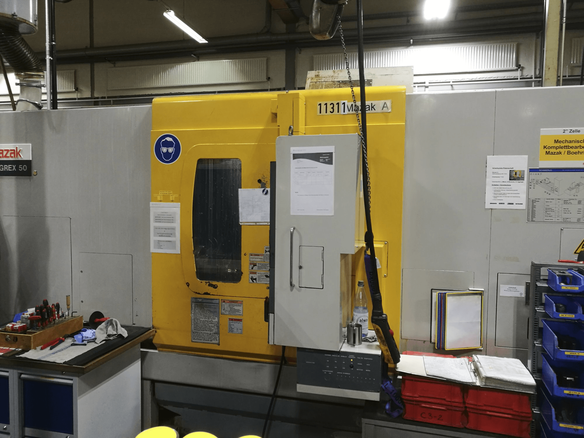 A Mazak INTEGREX 50 Y gép elölnézete