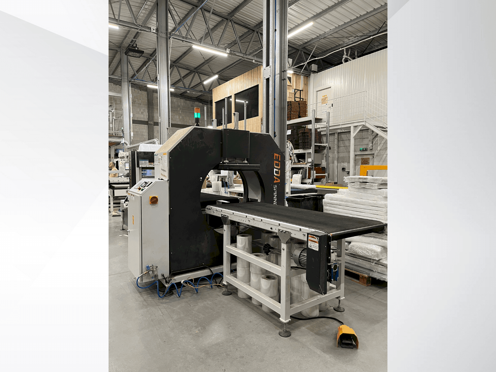 A Other EDDA SPINNER 1000S BN gép elölnézete