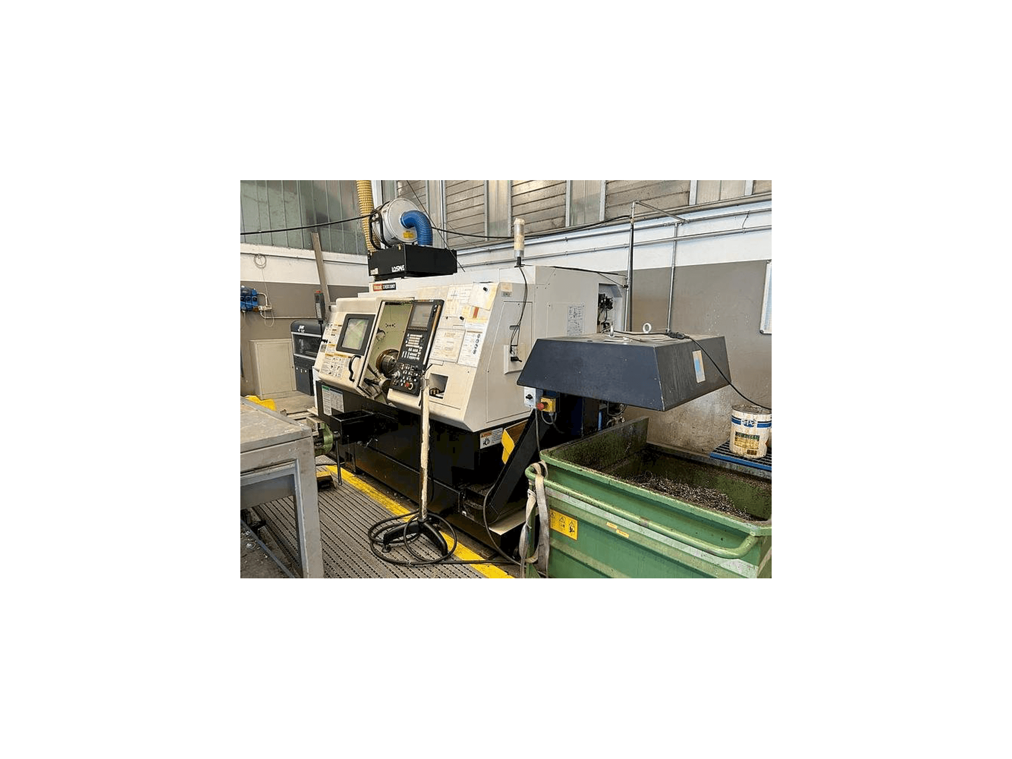 A Mazak QT NEXUS 250MSY gép elölnézete