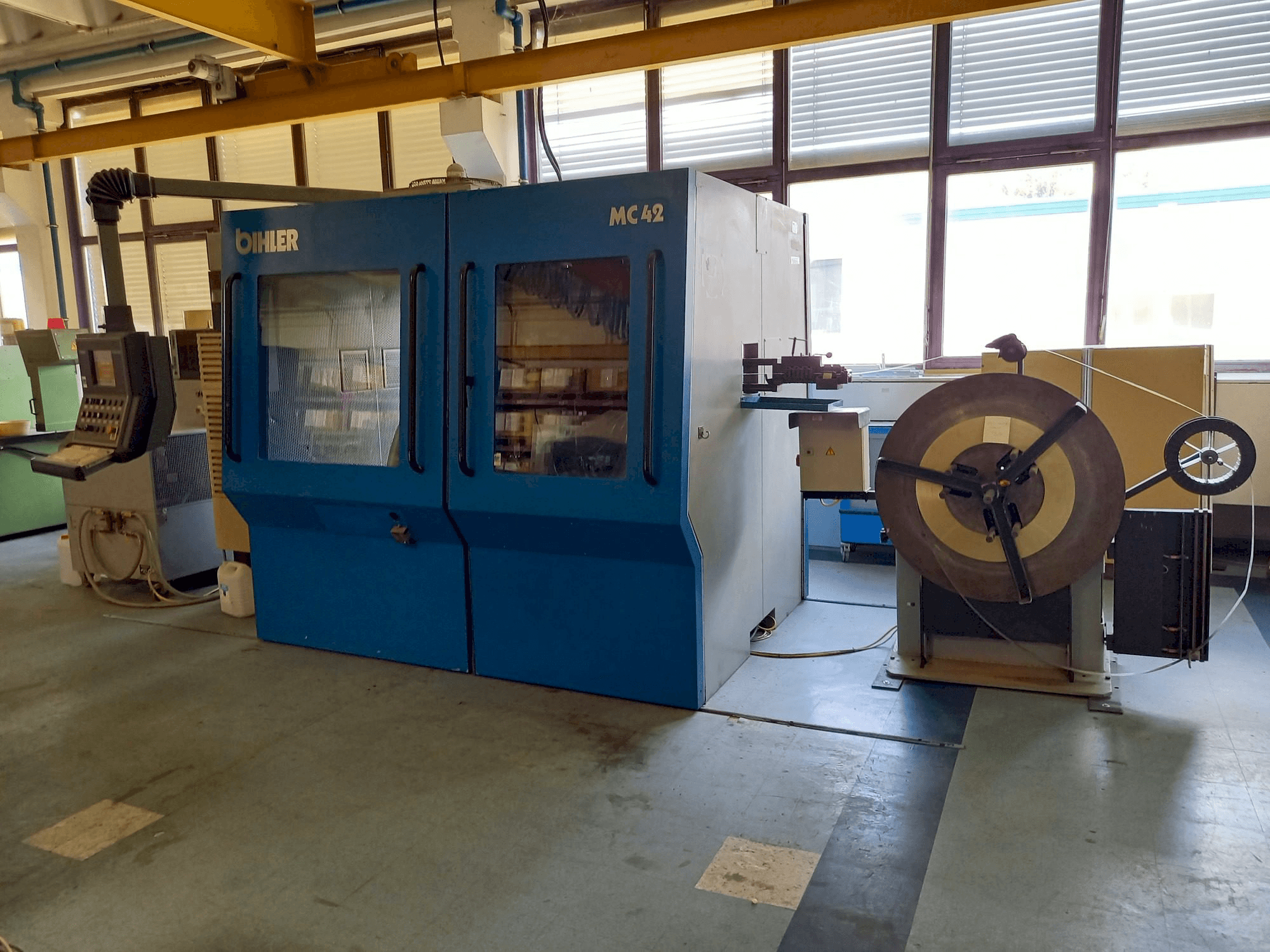 A Bihler MULTICENTER MC42 gép elölnézete
