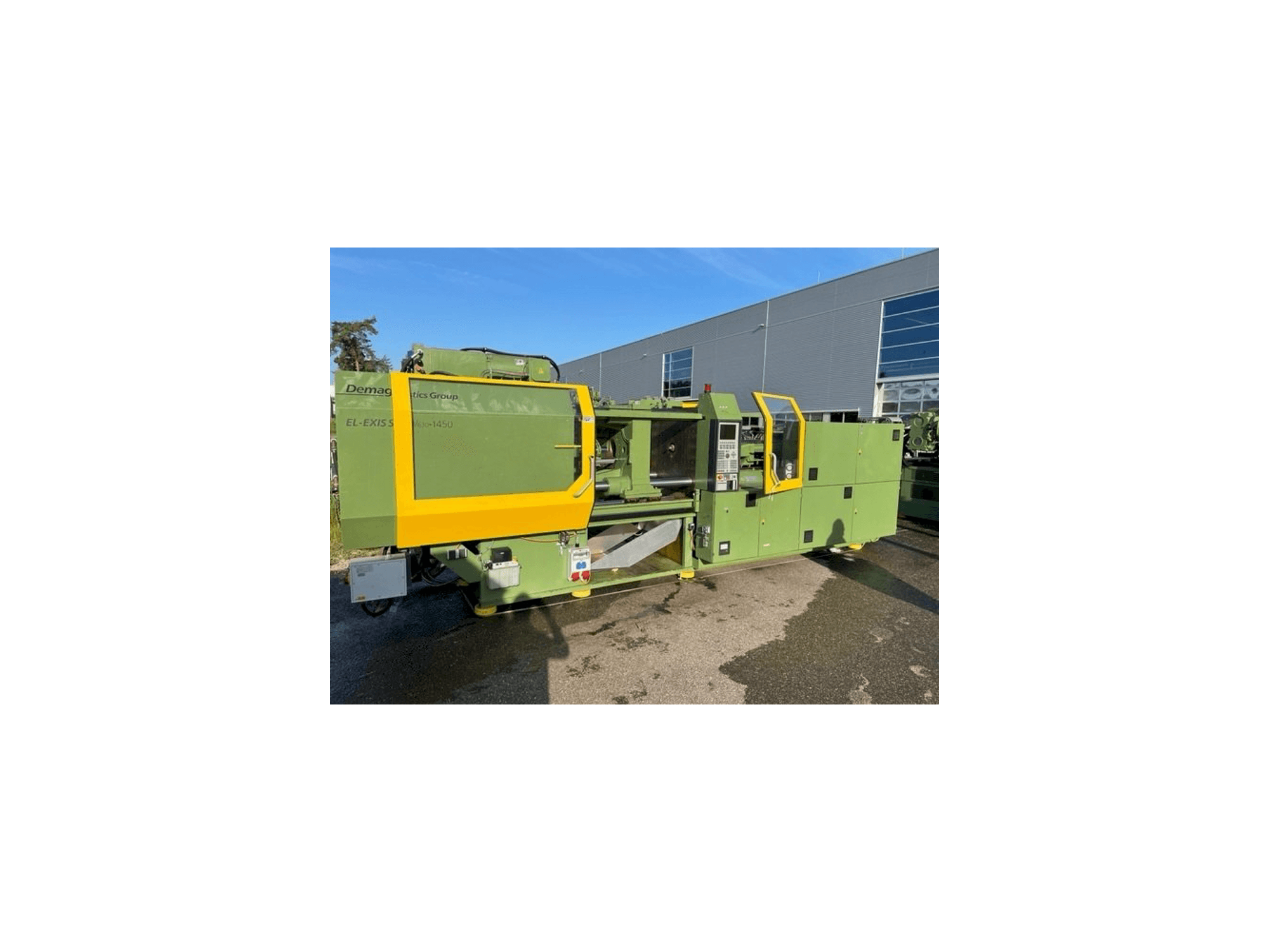 A DEMAG EL-Exis S 250/630-1450 gép elölnézete