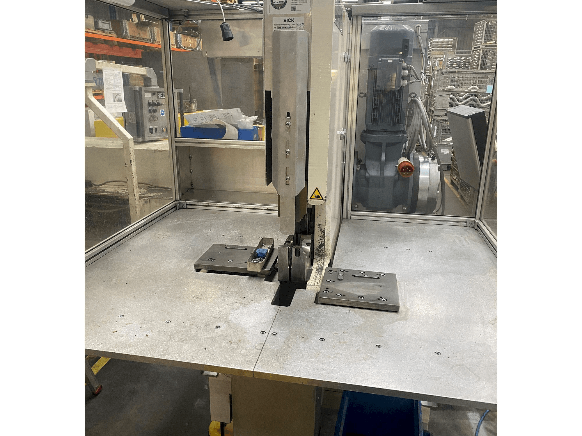 A Schmidt und Remmert EMT80-2-F01 gép elölnézete