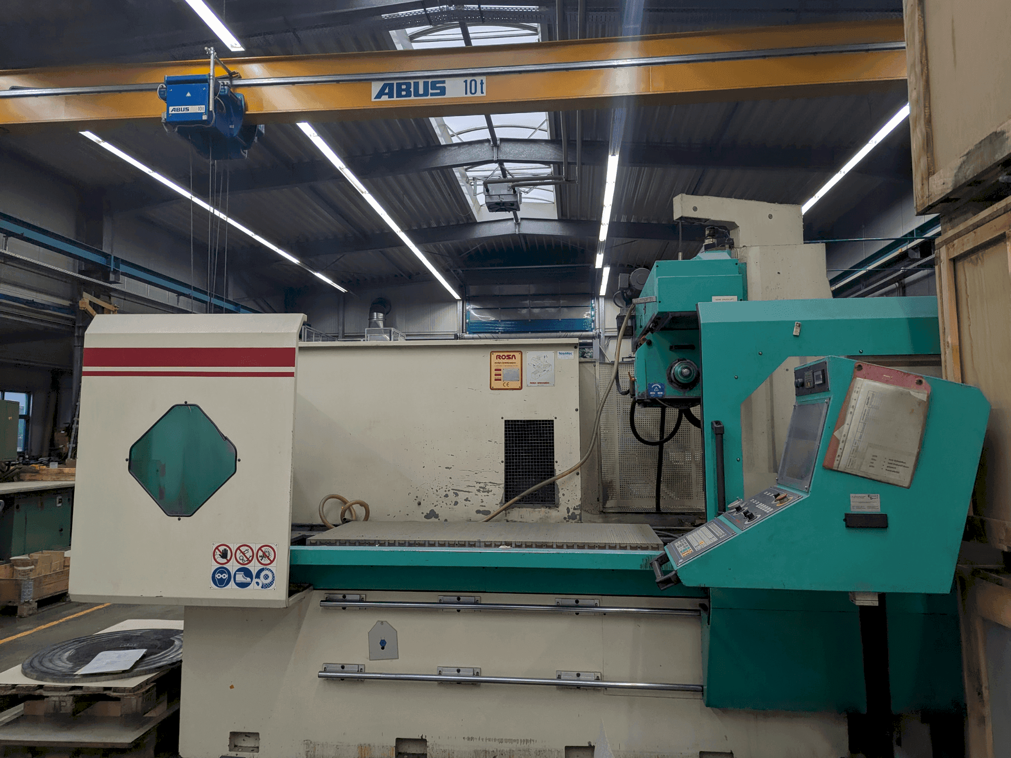 A ROSA ERMANDO Linea Silver 16.8 gép elölnézete