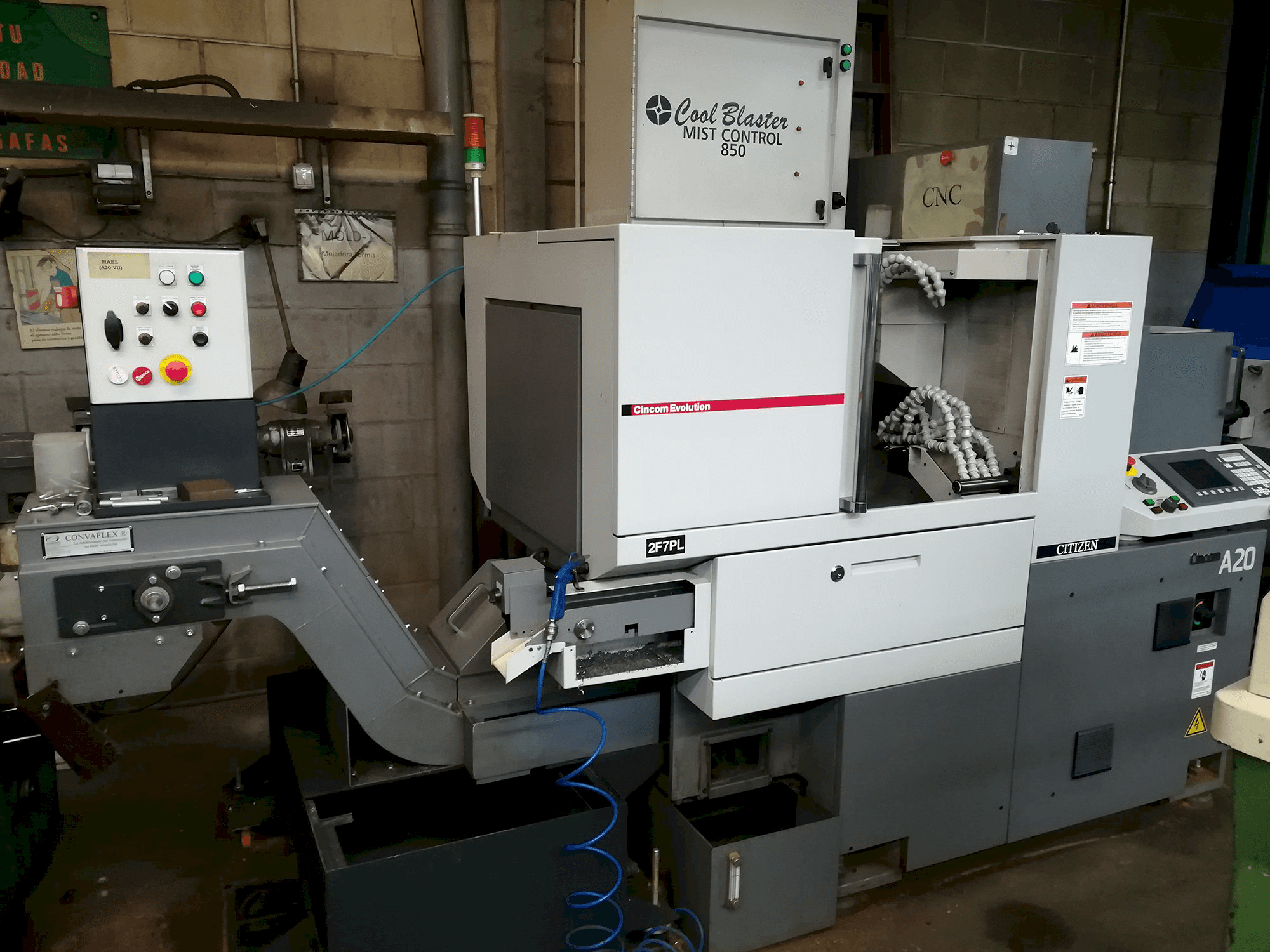 A CITIZEN Cincom A20 gép elölnézete