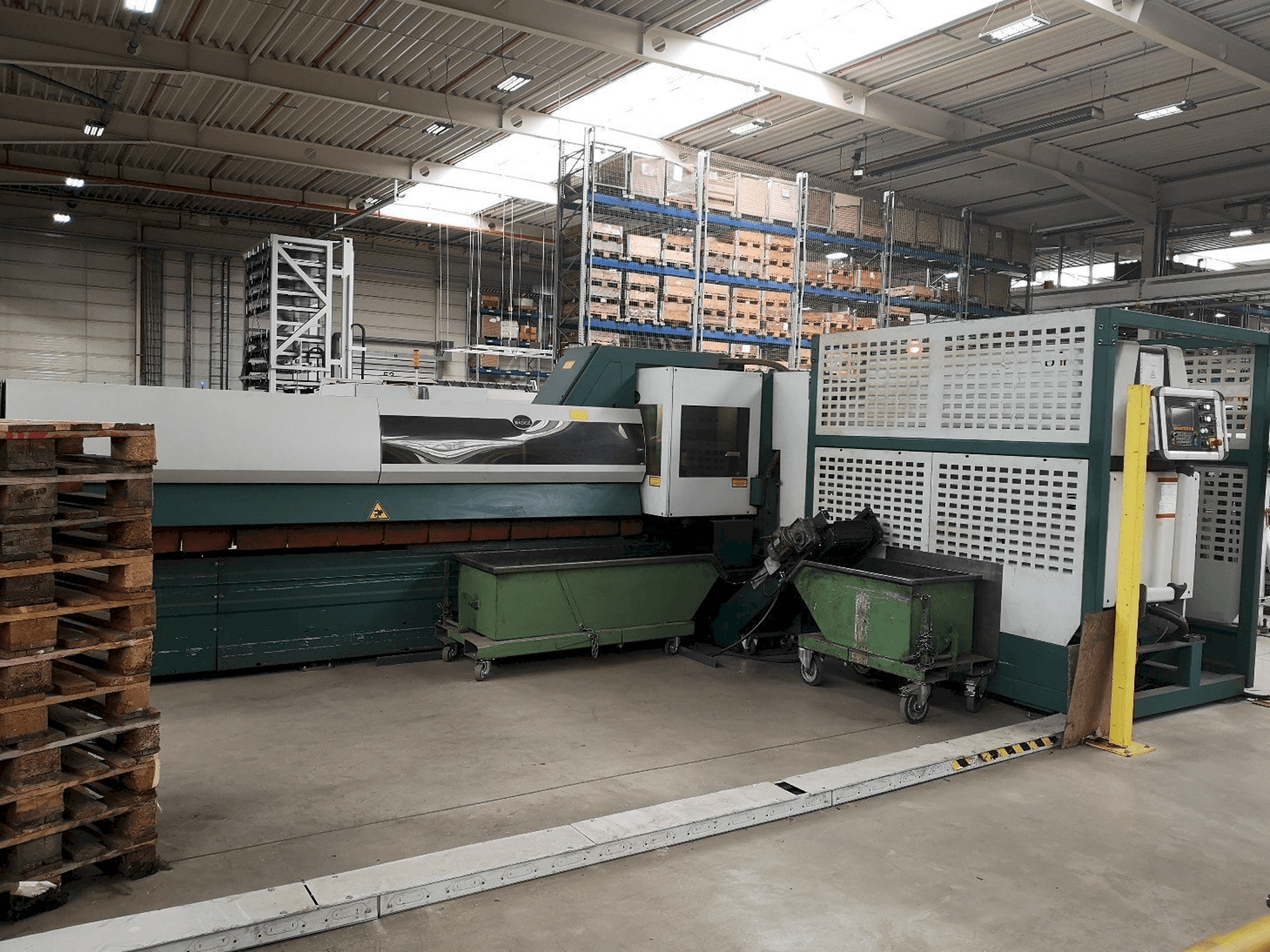 A BLM ADIGE LT 722 gép bal oldali nézete