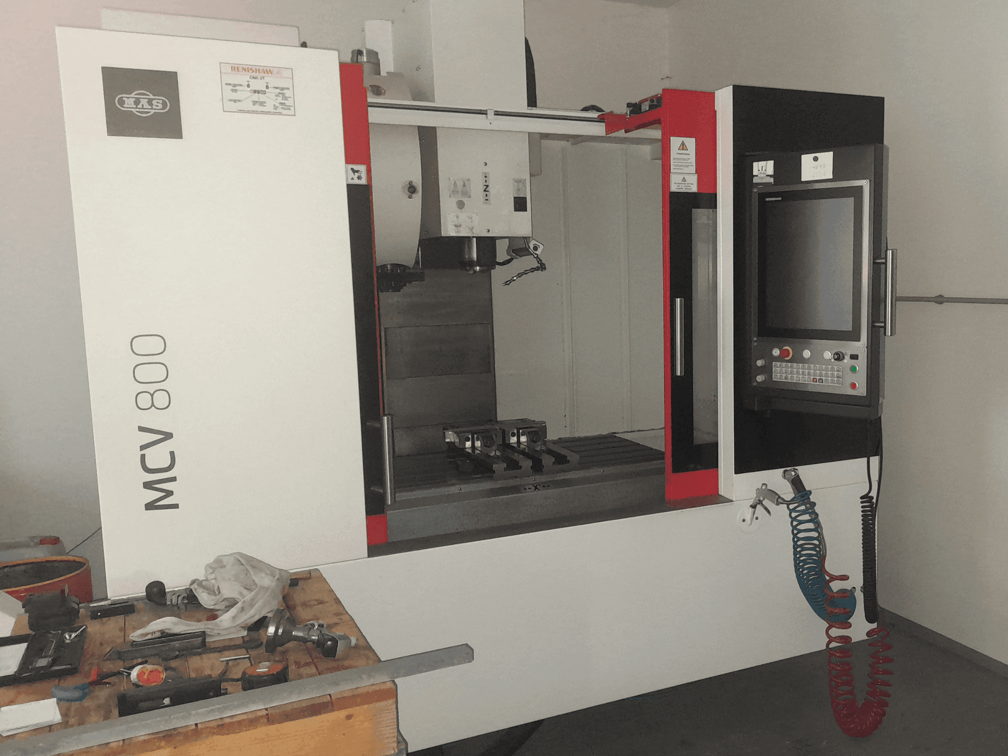 A KOVOSVIT MAS MCV 800 QUICK (2022) gép elölnézete