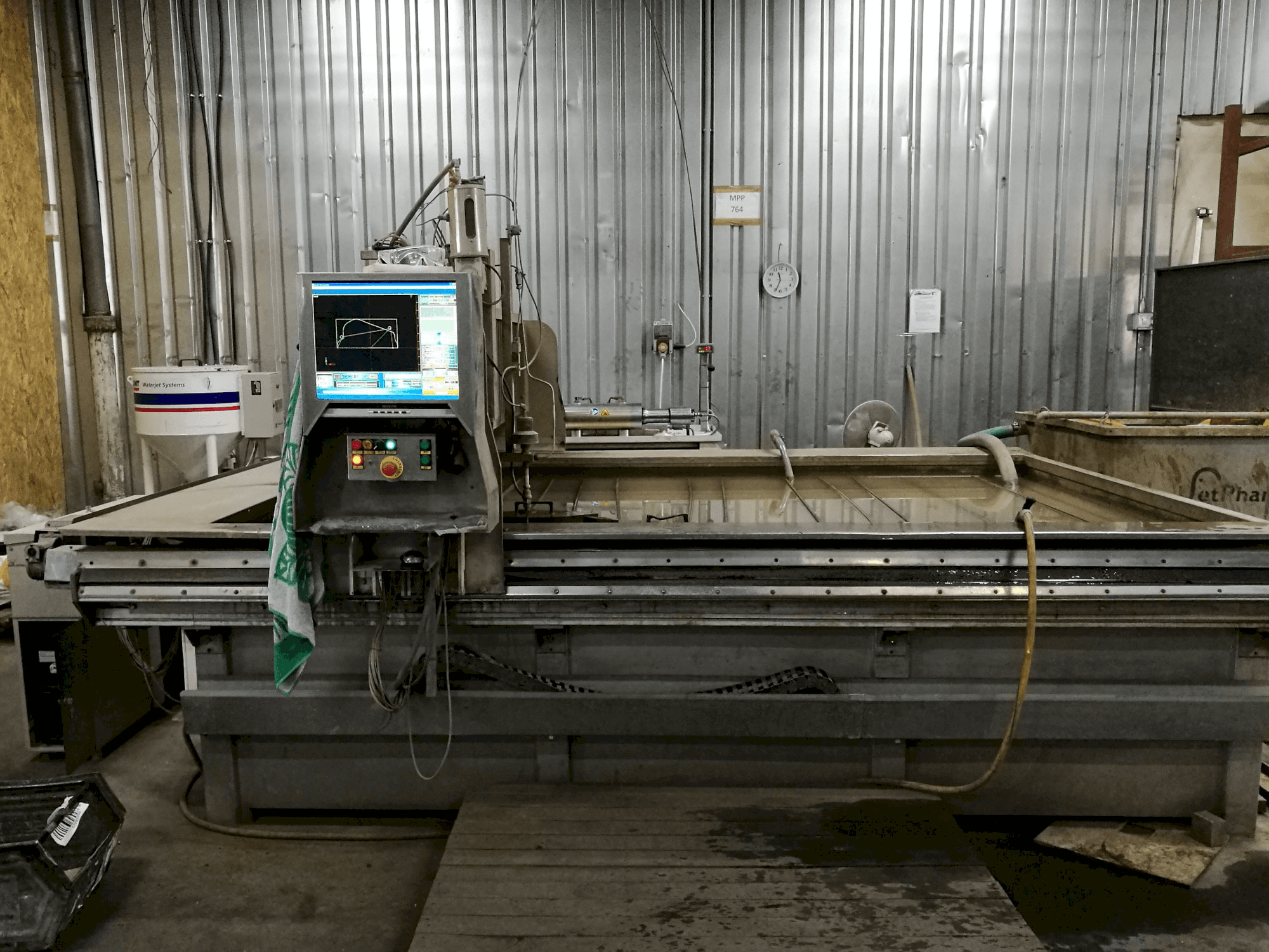 A KMT SLV 50 CLSC gép elölnézete