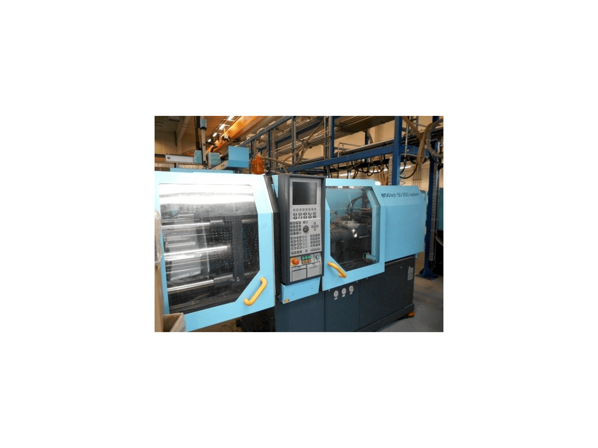 A DEMAG Ergotech 50 - 200 System gép elölnézete