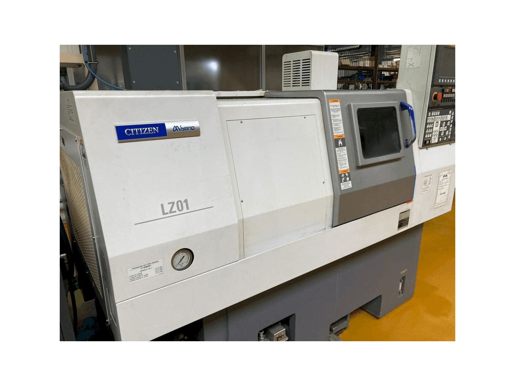 A Miyano LZ-01RY2 gép elölnézete