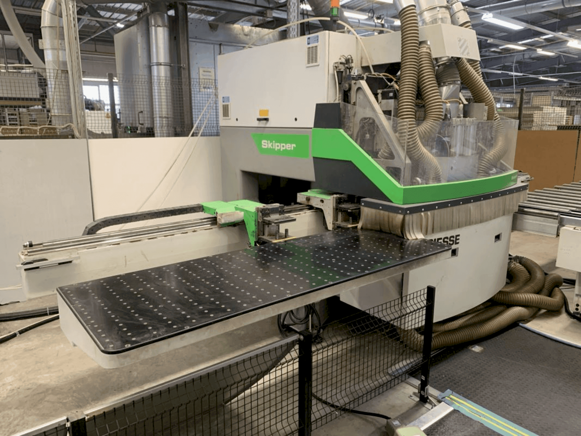 A BIESSE Skipper 130 gép elölnézete