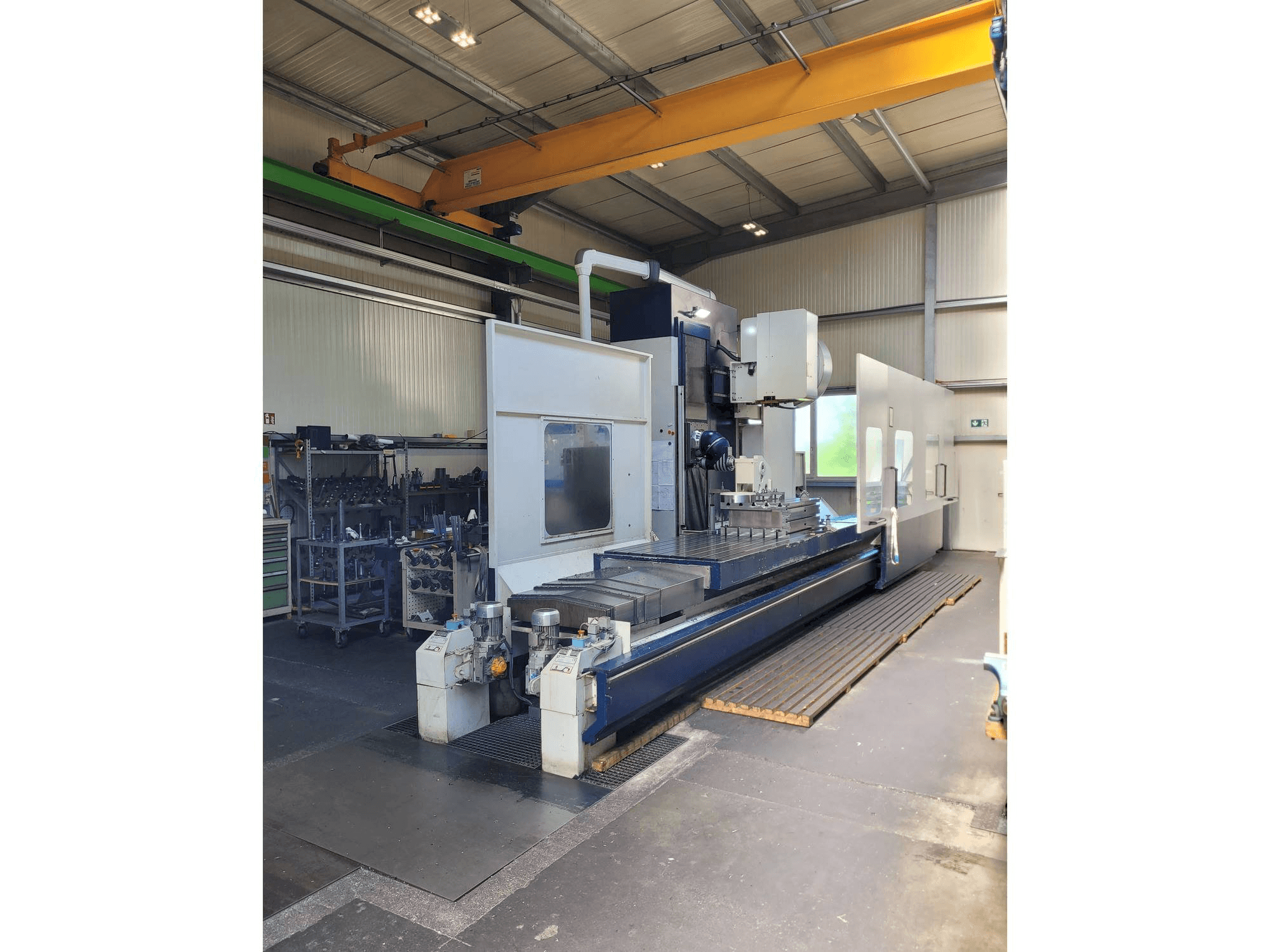 A Soraluce T35 gép elölnézete