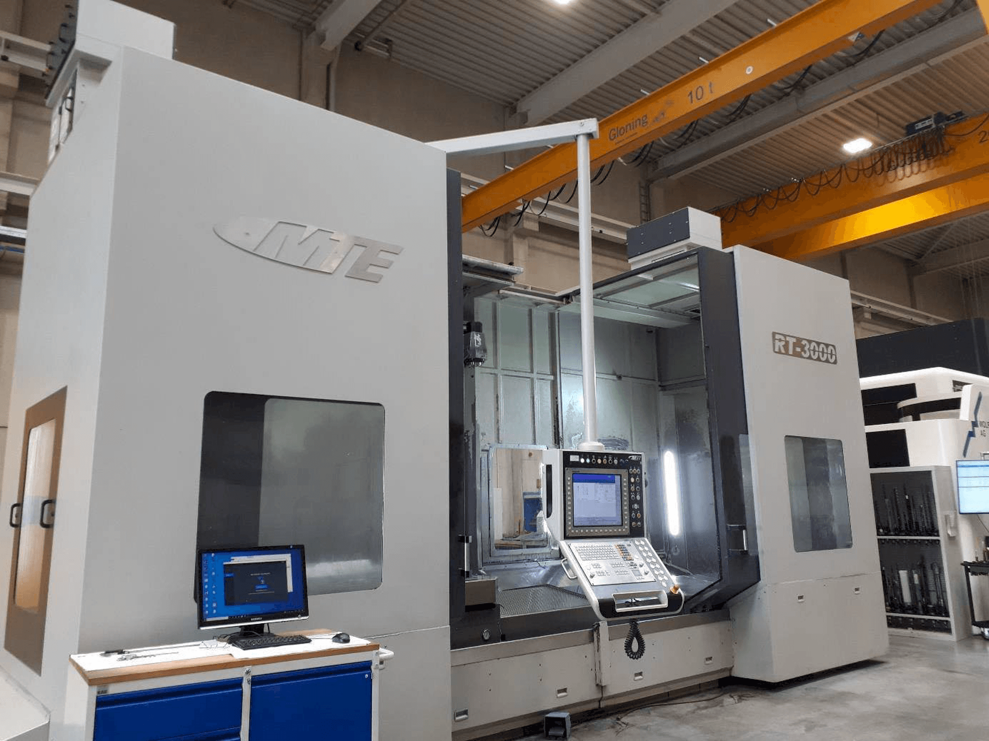 A MTE RT - 3000 gép elölnézete