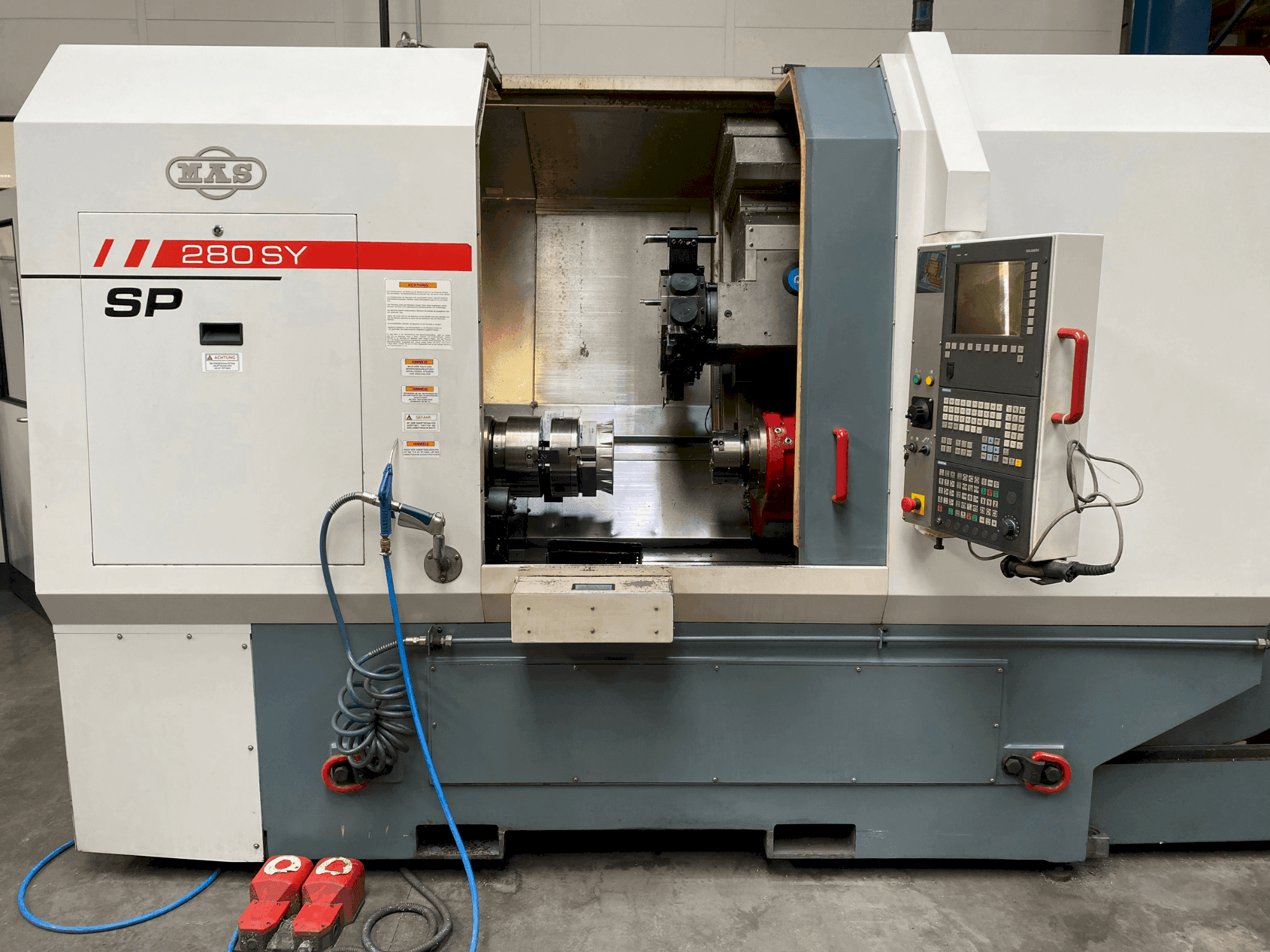 A MAS SP280 SY gép elölnézete