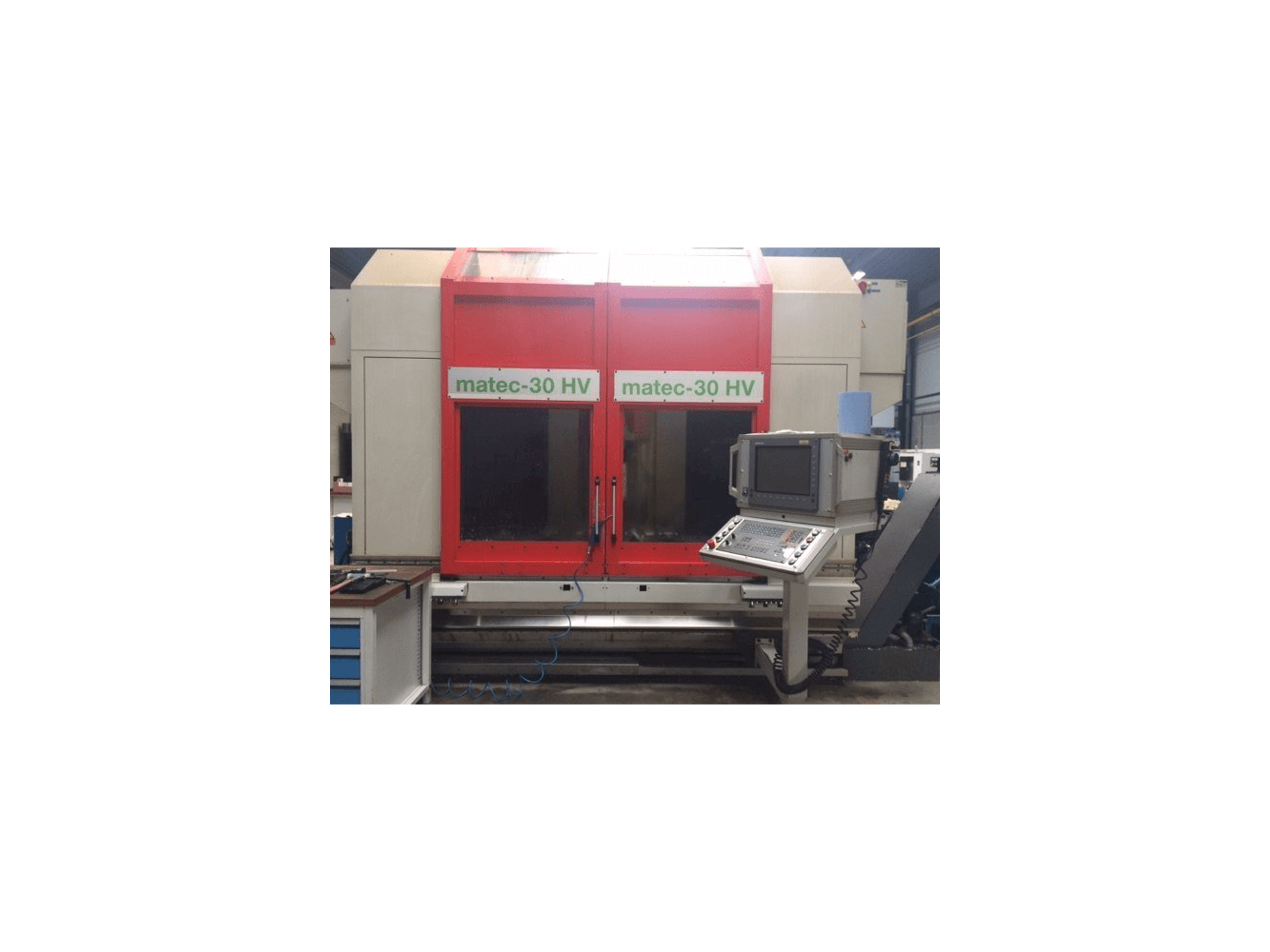 A Matec 30 HV gép elölnézete