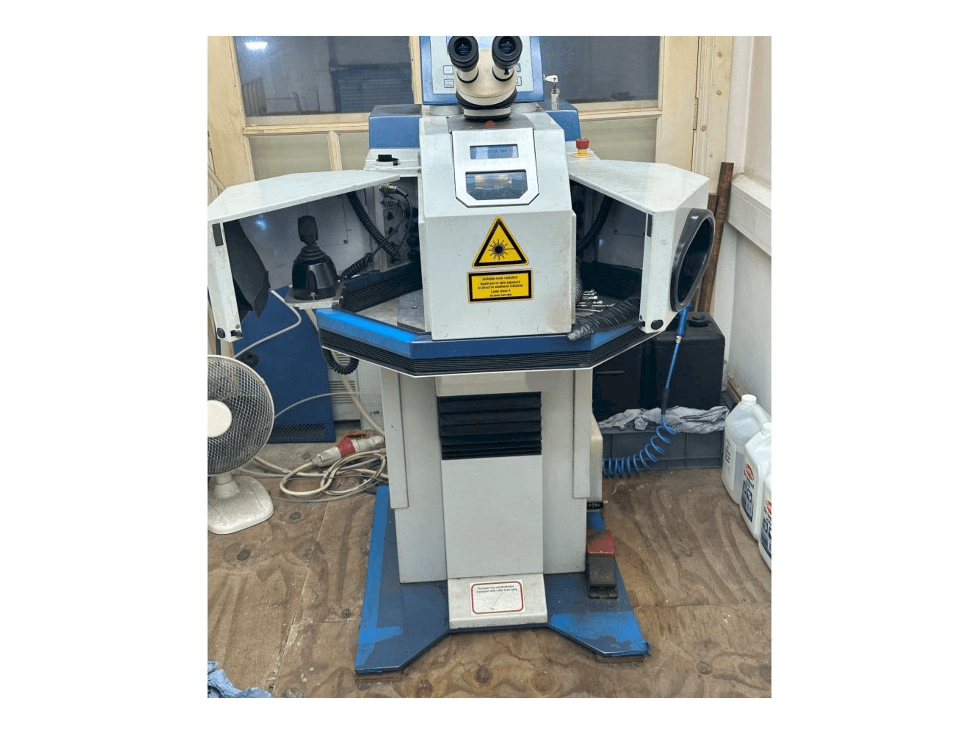 A ALPHA LASER ALV 150 SM gép elölnézete