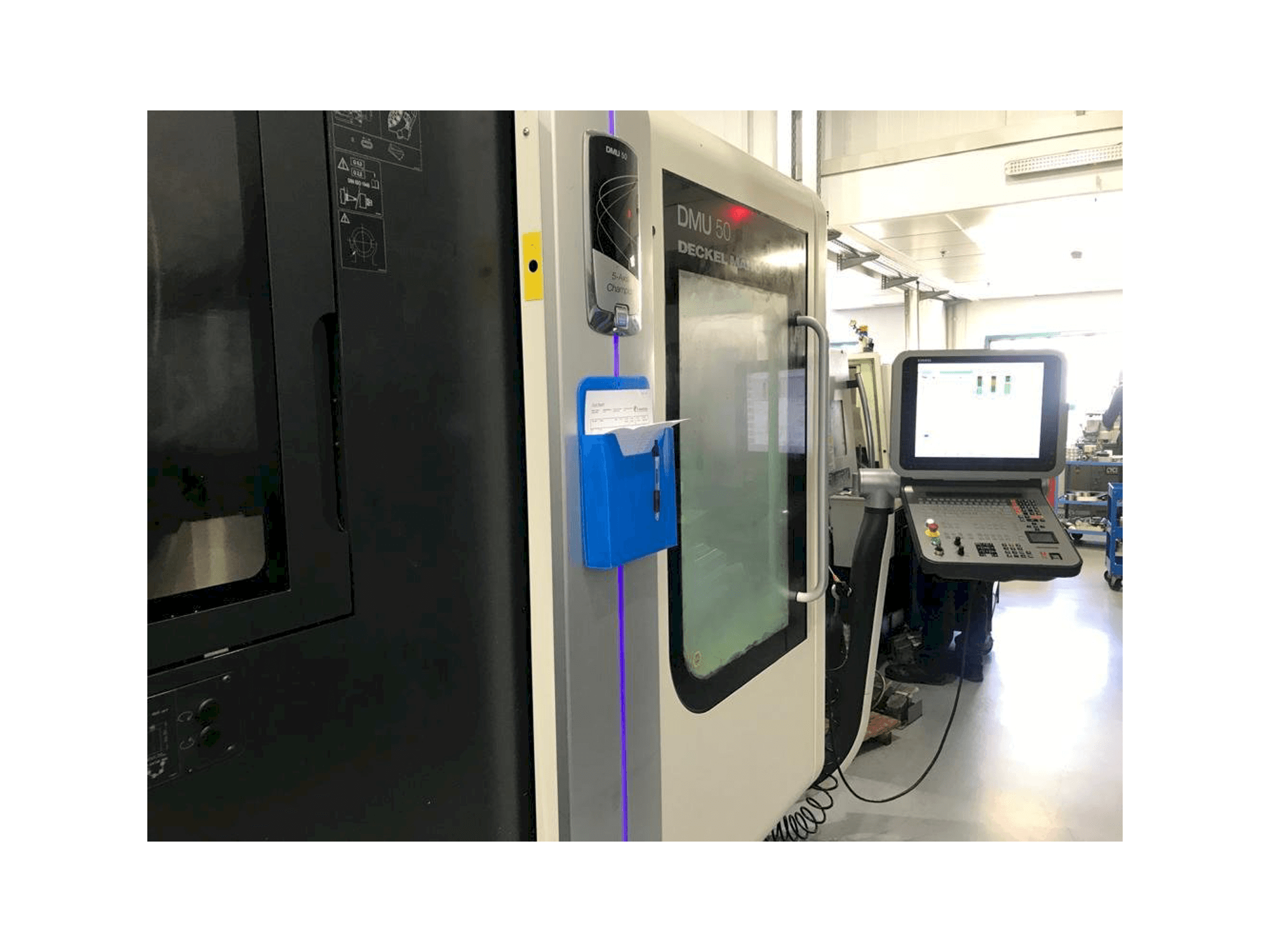 A DMG Mori Seiki DMU 50 gép elölnézete