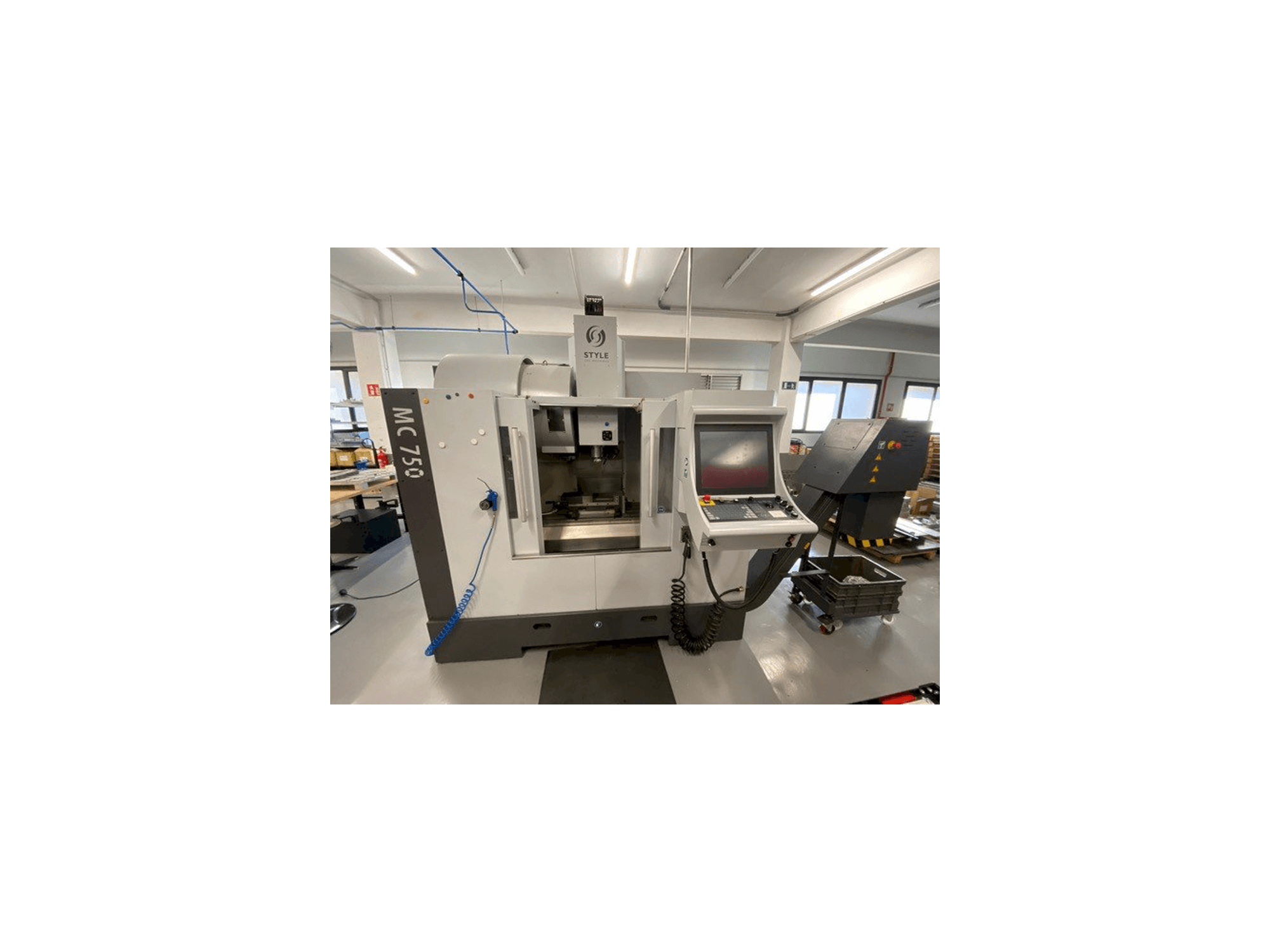 A STYLE MC 750 gép elölnézete