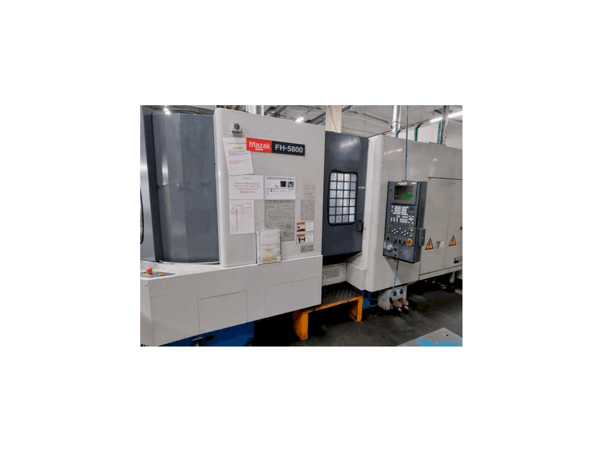 A Mazak FH 5800 gép elölnézete