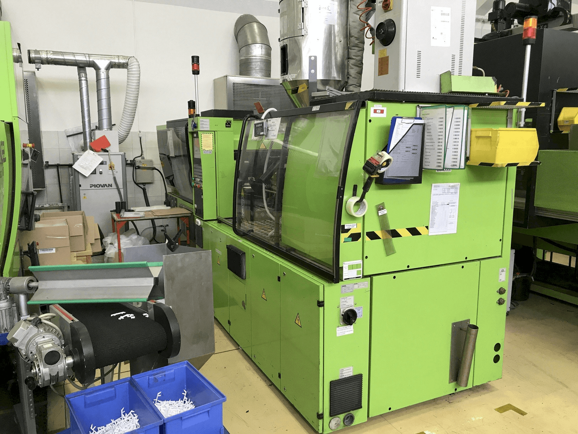 A ENGEL VC 500/120 Focus gép elölnézete