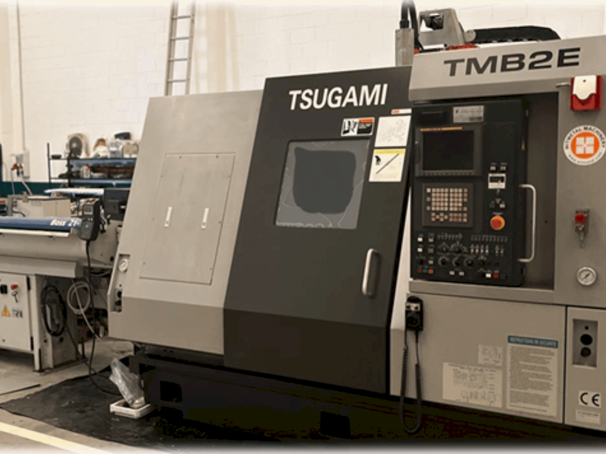 A TSUGAMI TMB 2E gép elölnézete