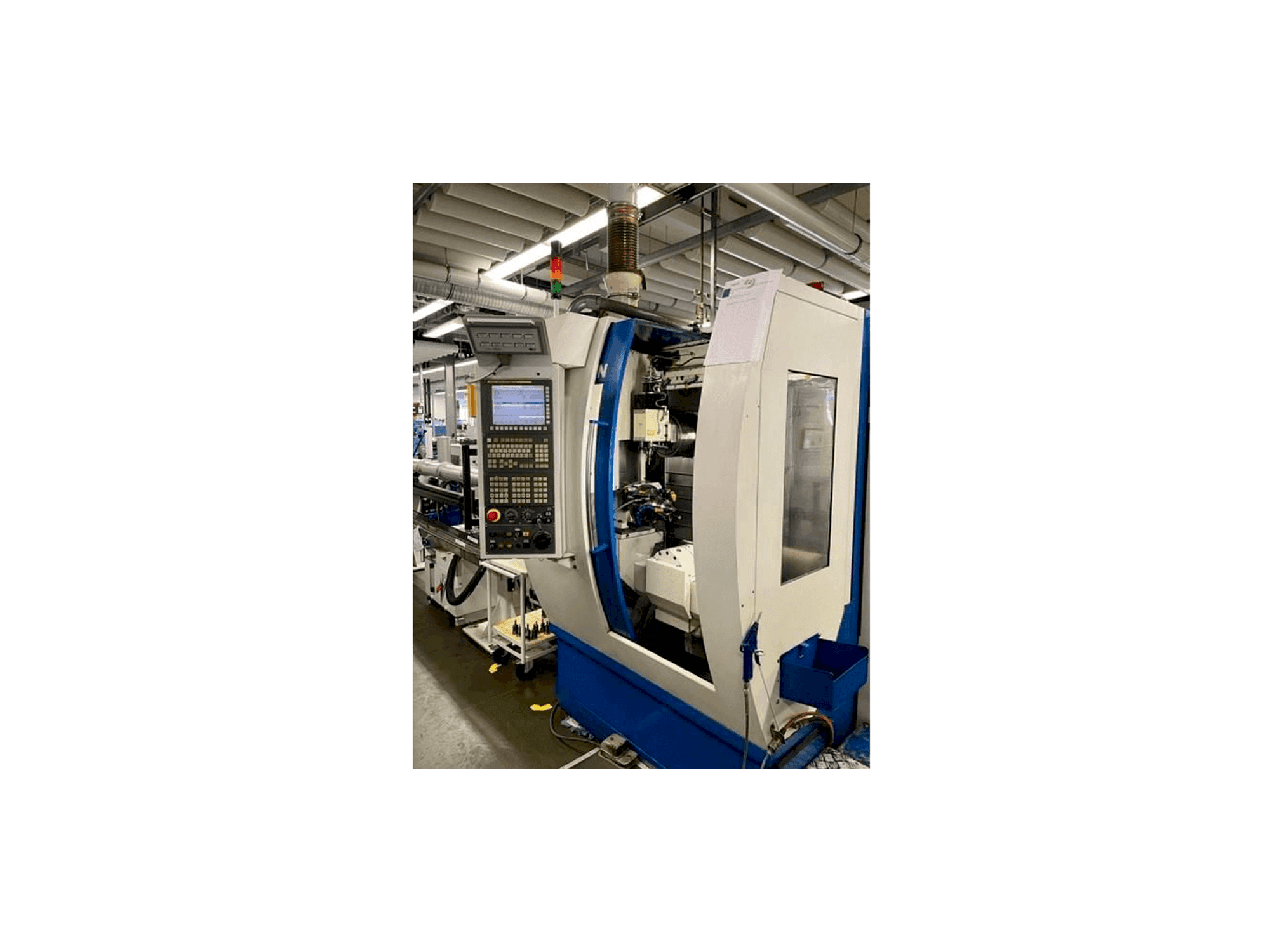 A Willemin-Macodel W508MT gép elölnézete