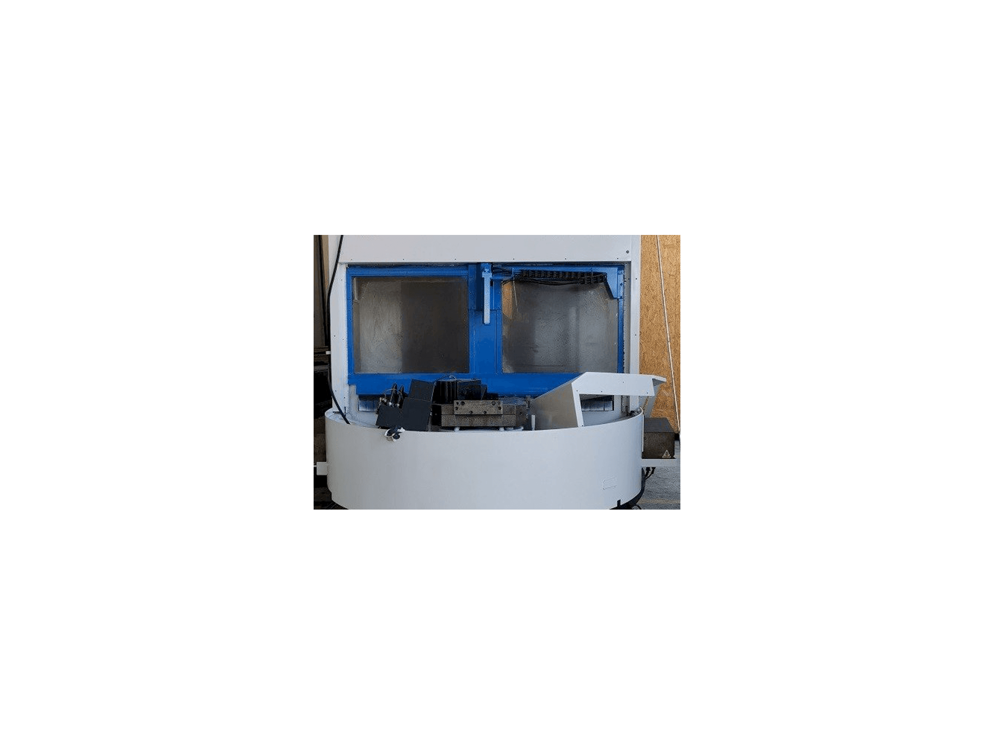 A TOYODA FA630 gép elölnézete