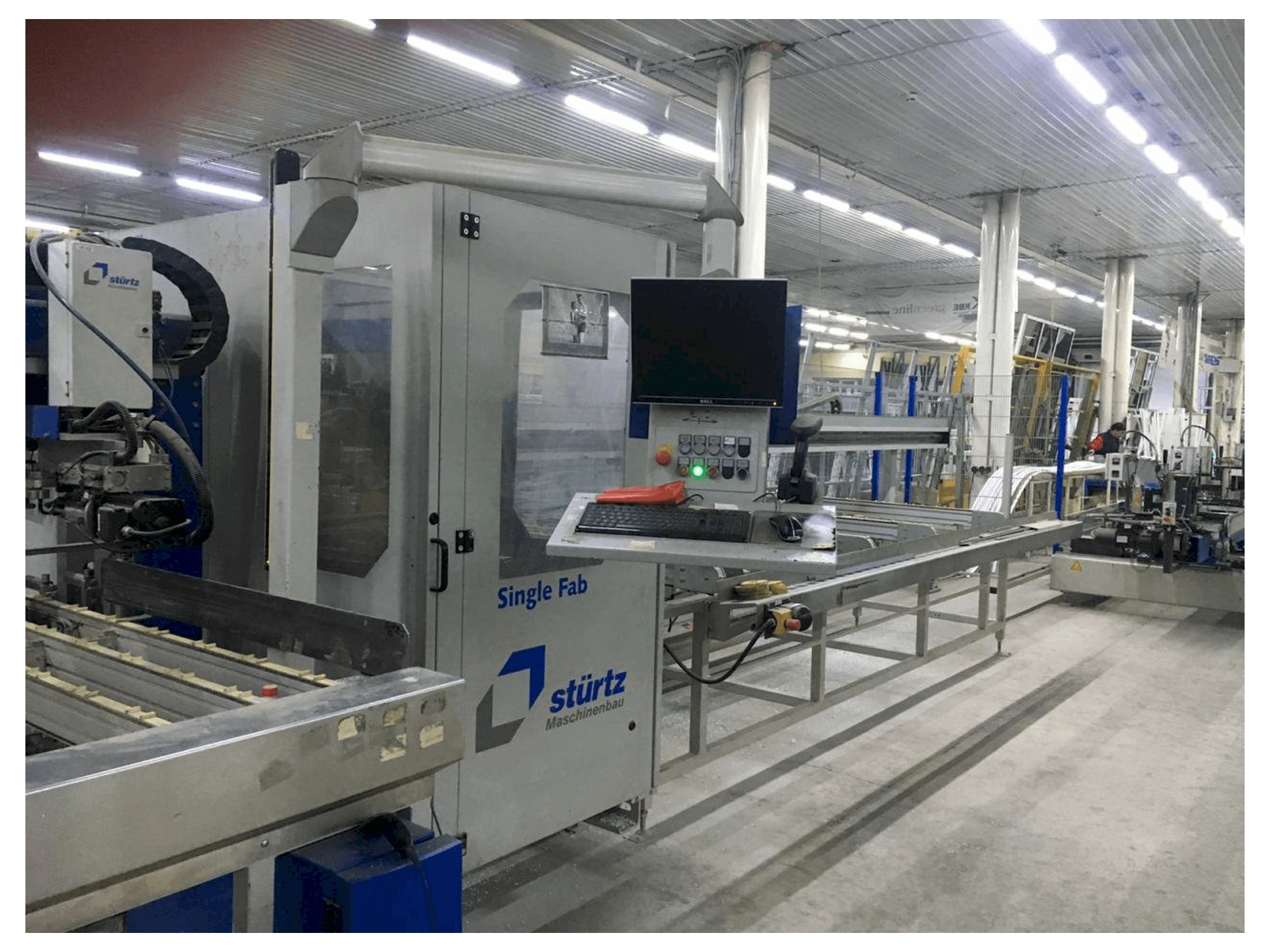 A Sturtz NFZ-JC-JM-160-X gép elölnézete