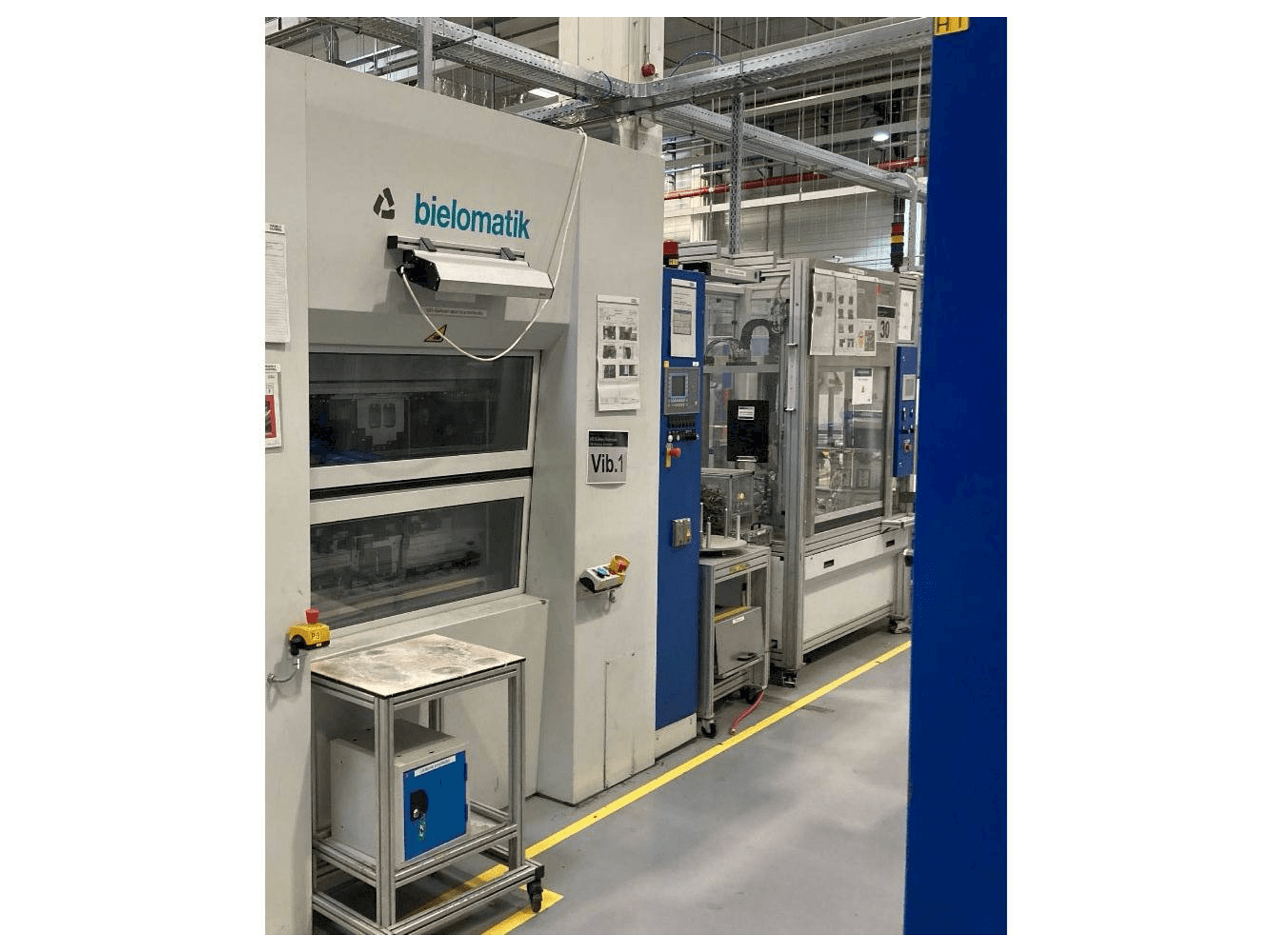 A bielomatik K3216 gép elölnézete