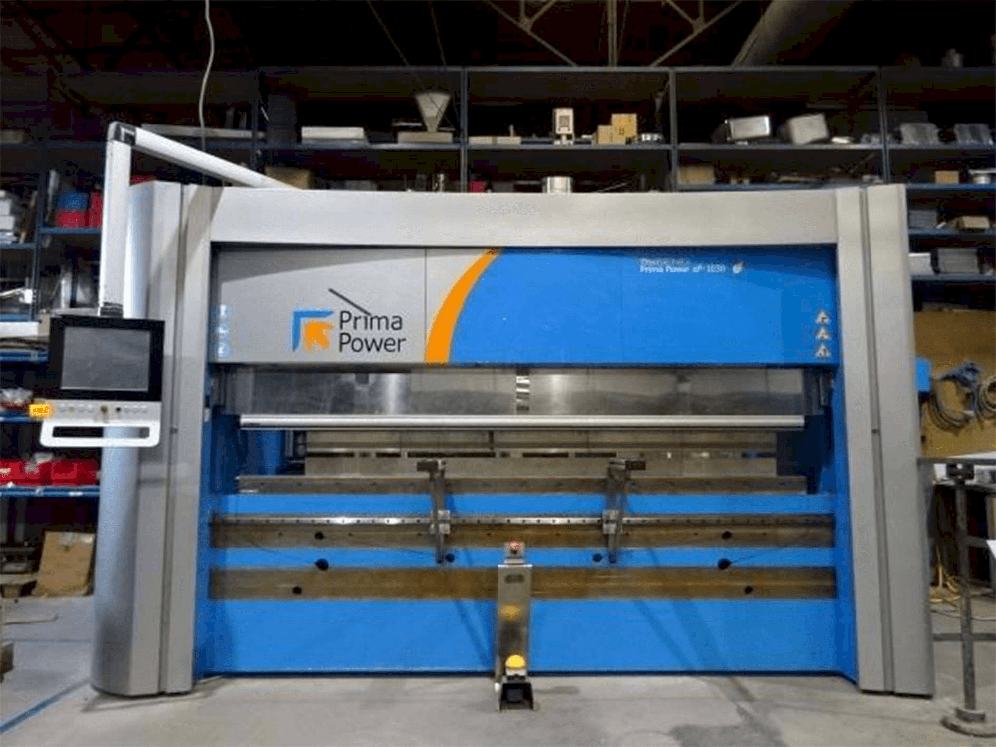 A Prima Power EP-Brake EP1030 gép elölnézete