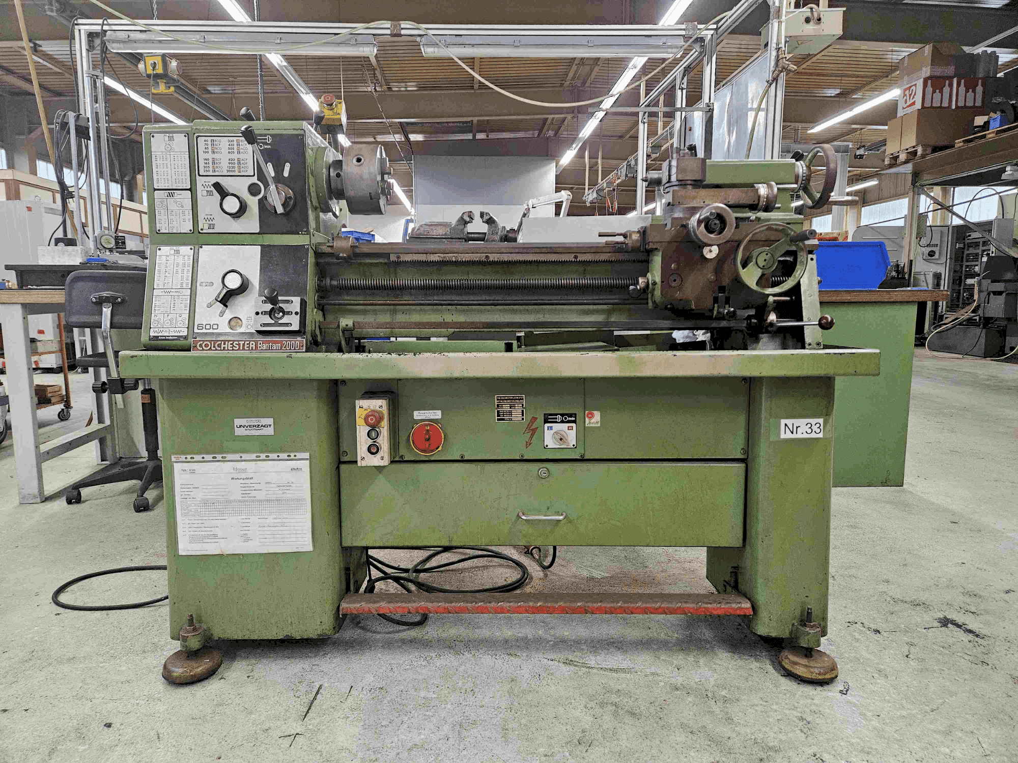 A Colchester Bantam 2000 gép elölnézete