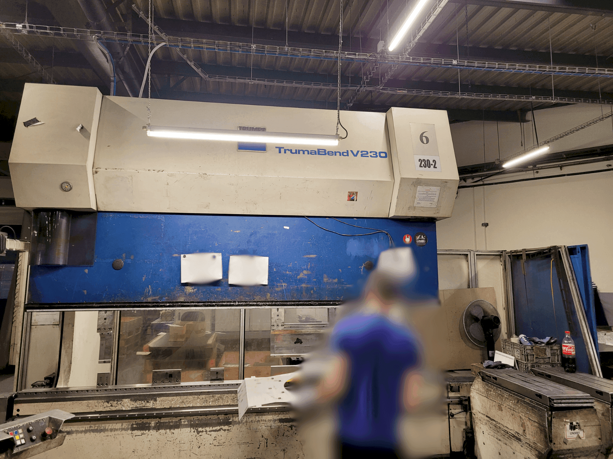 A TRUMPF Trumabend V230 gép elölnézete