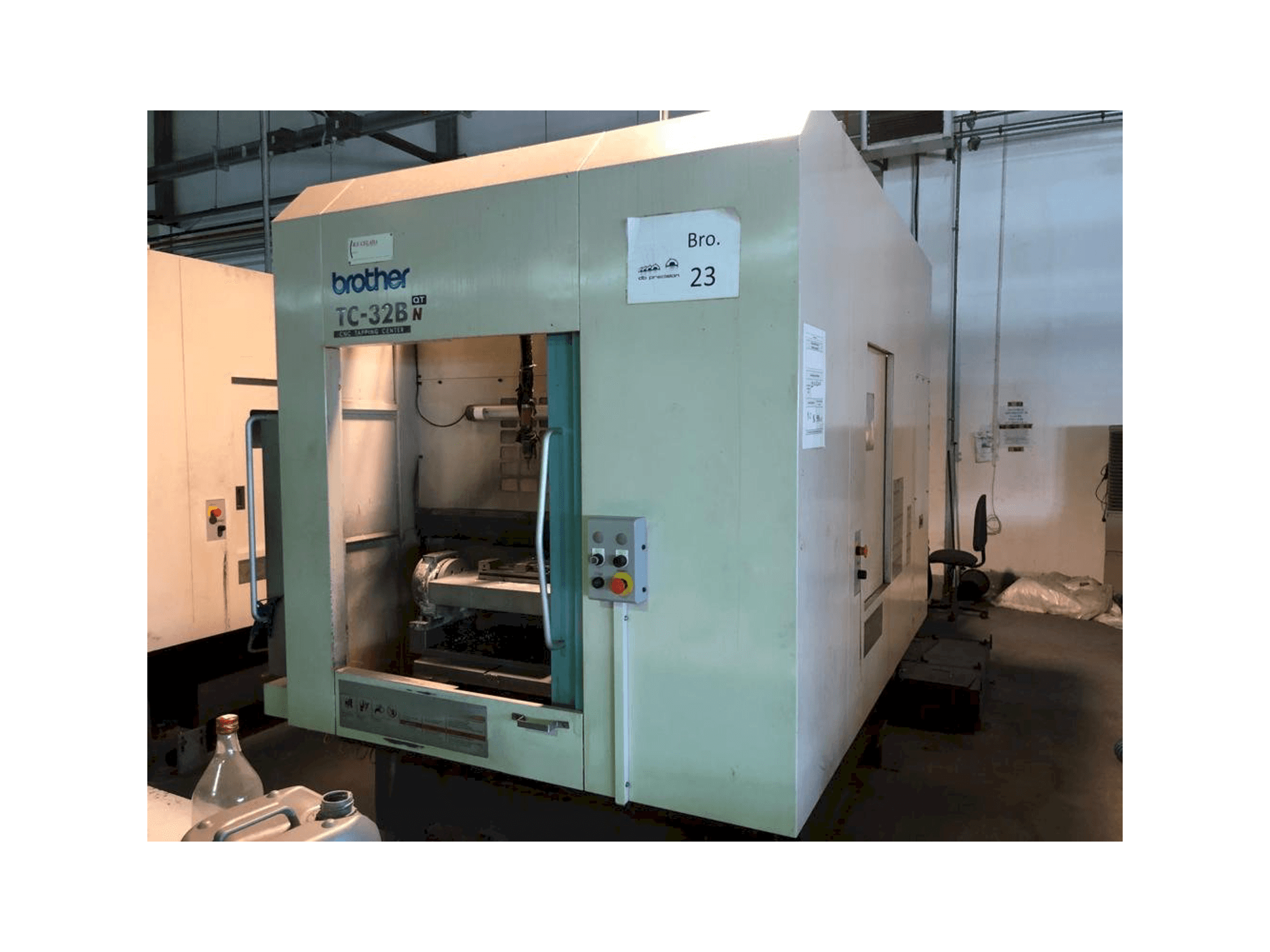 A Brother TC 32B gép elölnézete