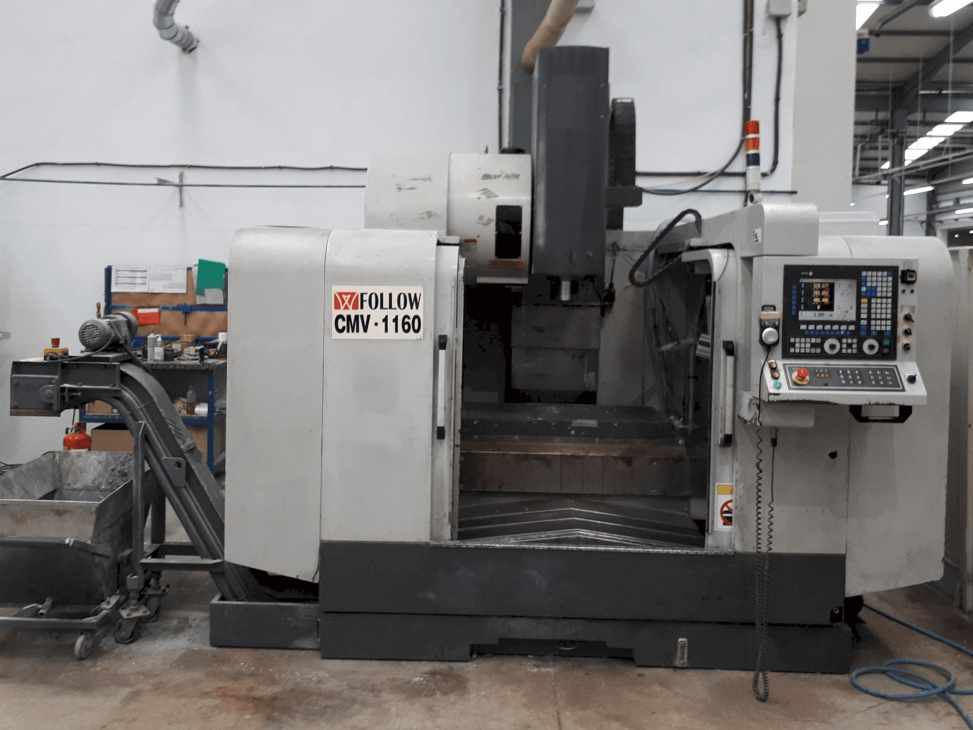A Follow CMV 1160 gép elölnézete