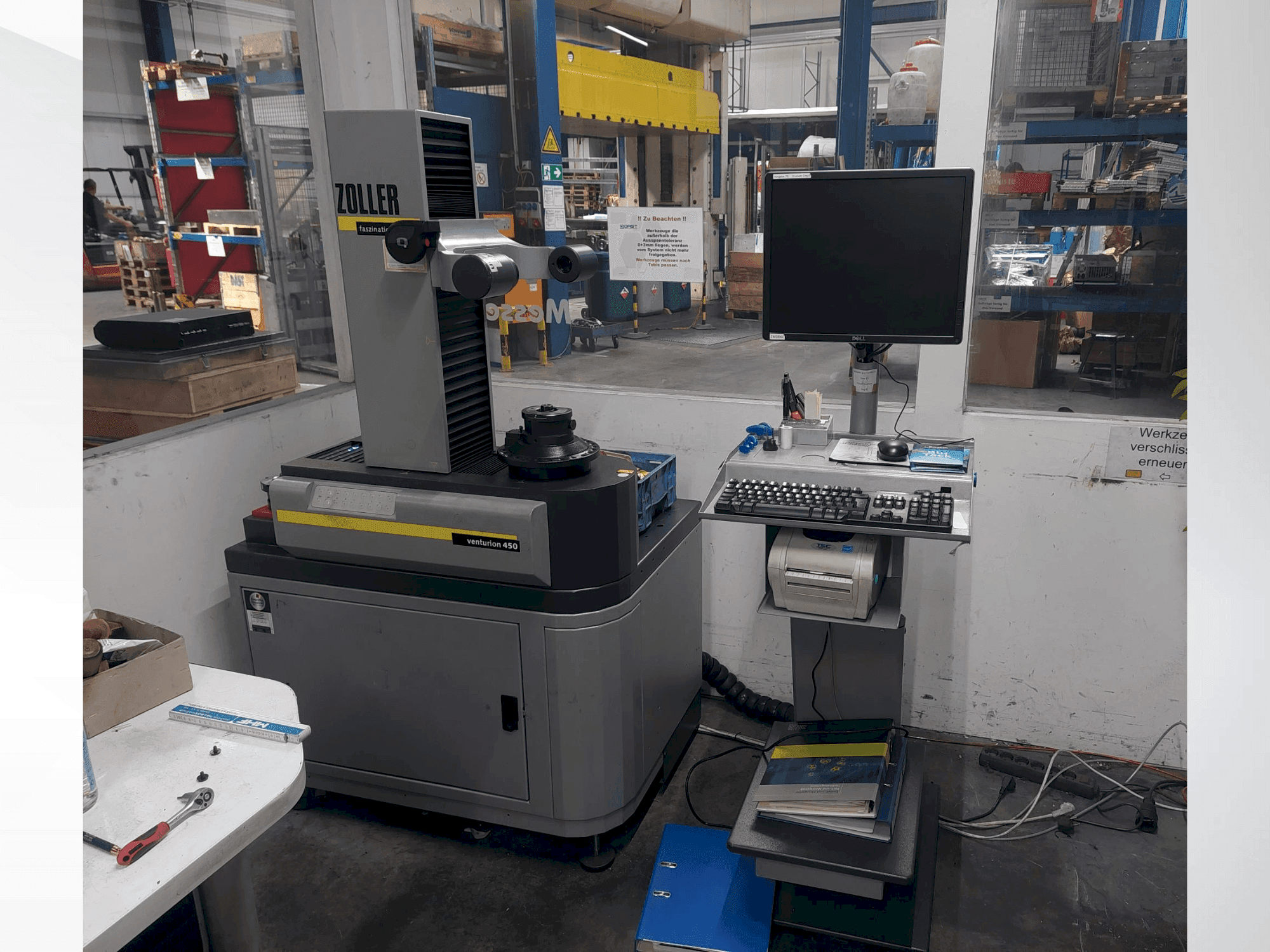 A Zoller venturion 450 gép elölnézete