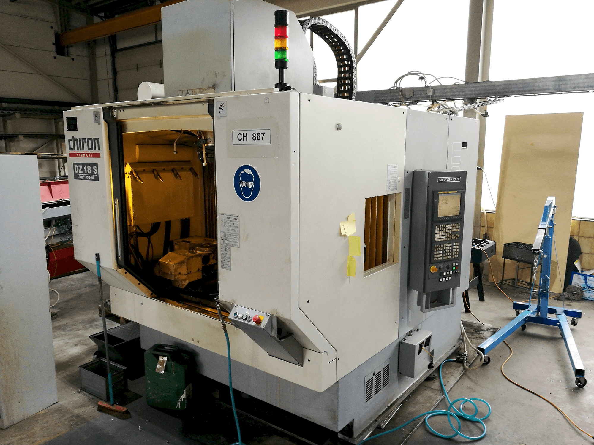 A Chiron DZ 18 S gép bal oldali nézete