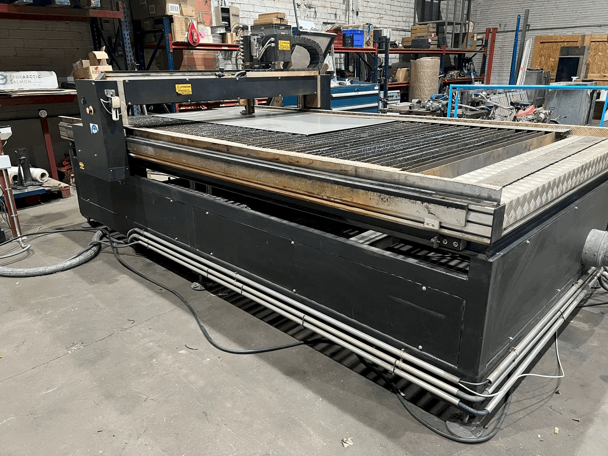 A CRM PTFSTD3015 PW gép elölnézete