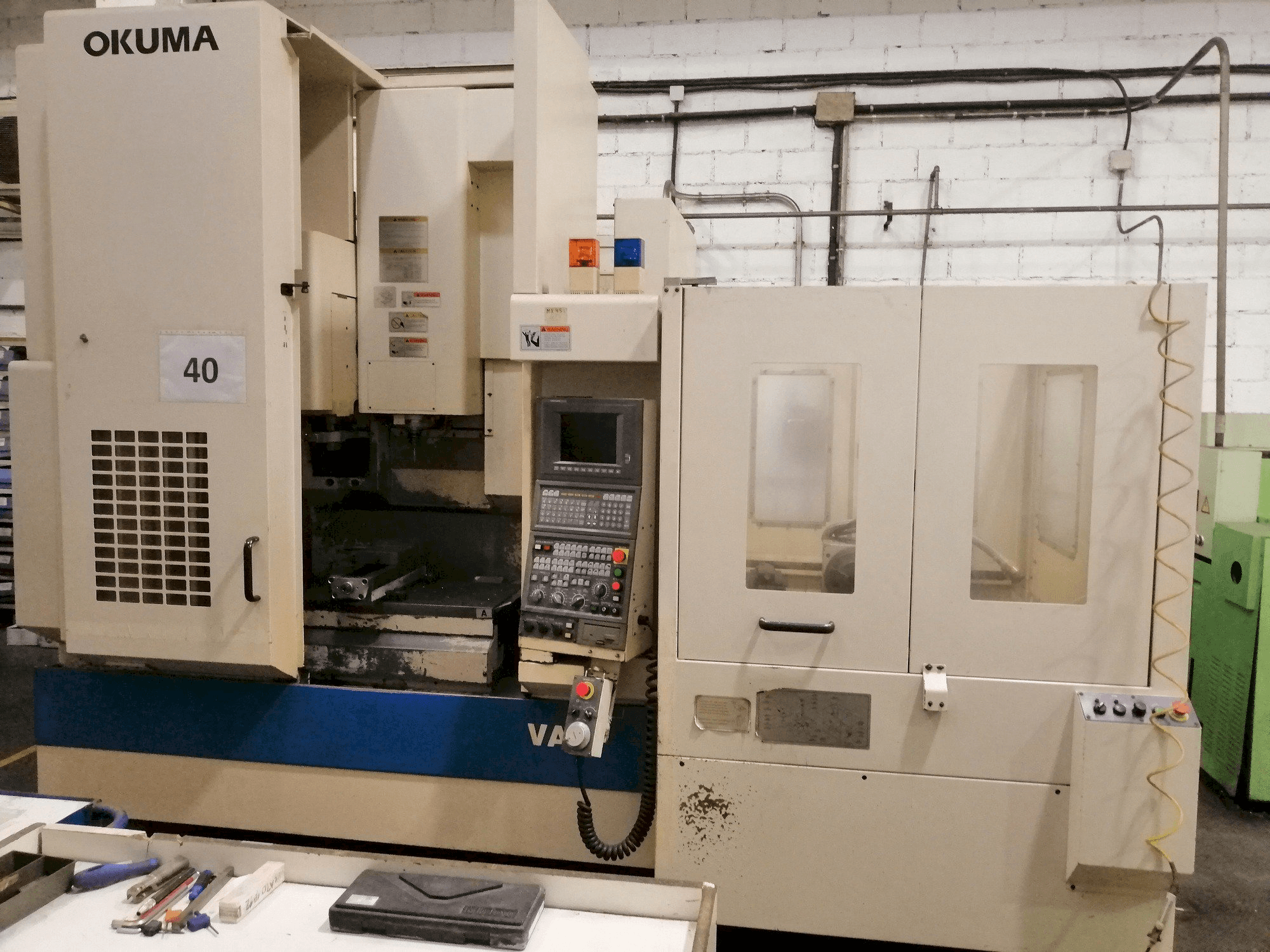 A Okuma 45VAE gép elölnézete