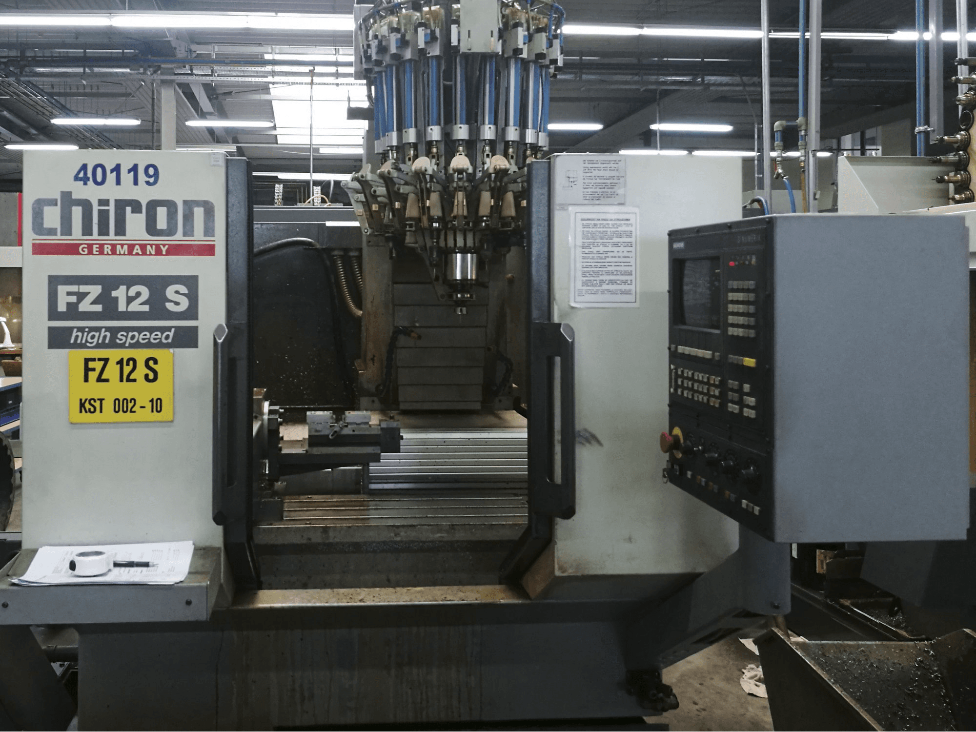 A Chiron FZ 12 S gép elölnézete