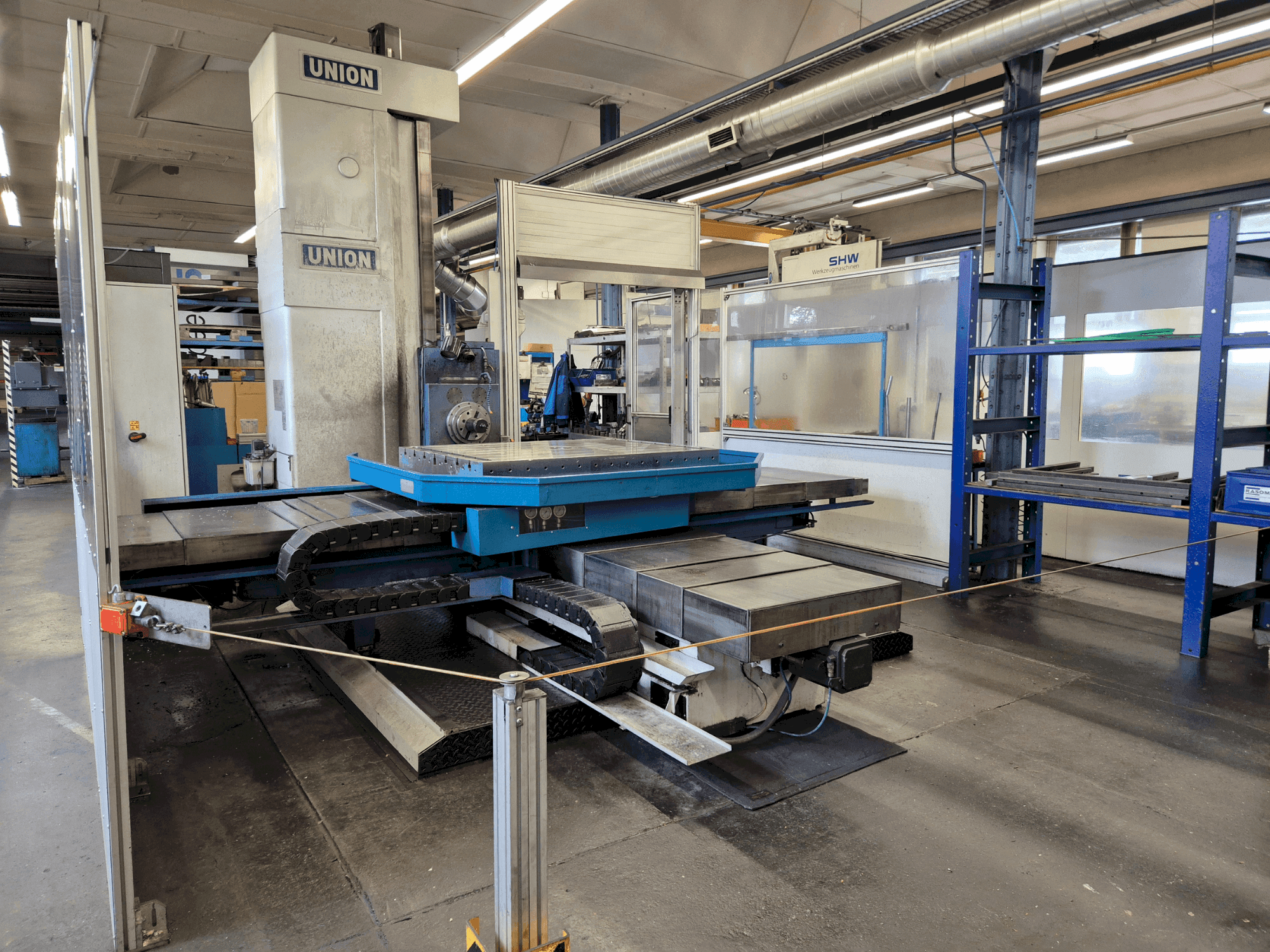 A UNION T105 gép elölnézete