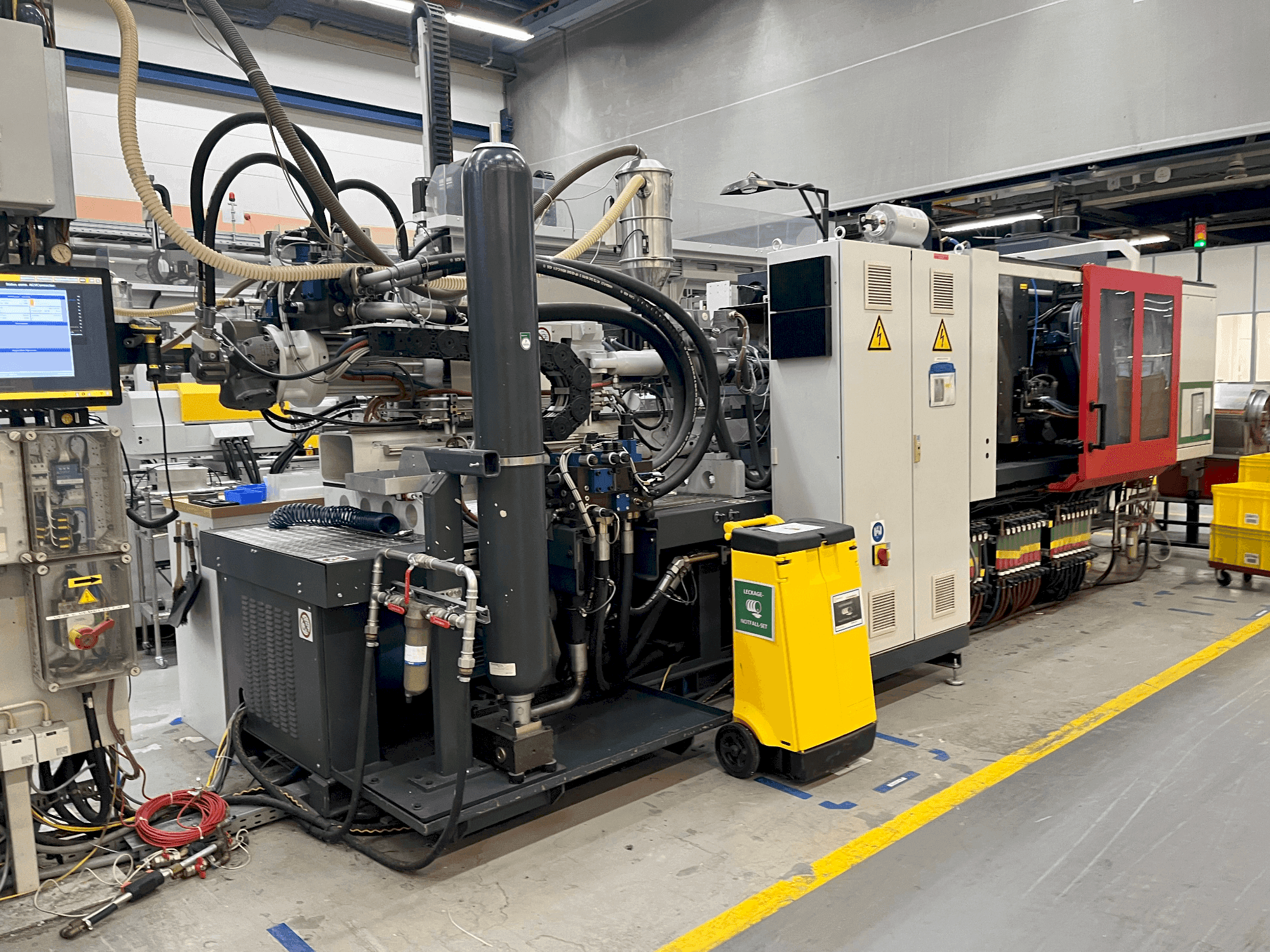 A FERROMATIK K-TEC 200 S gép elölnézete